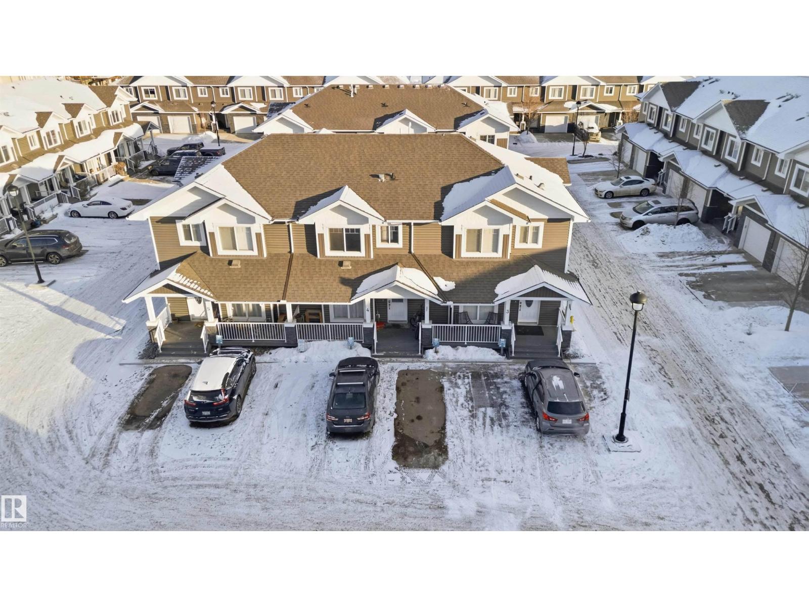#4 500 GROVE DR, Spruce Grove