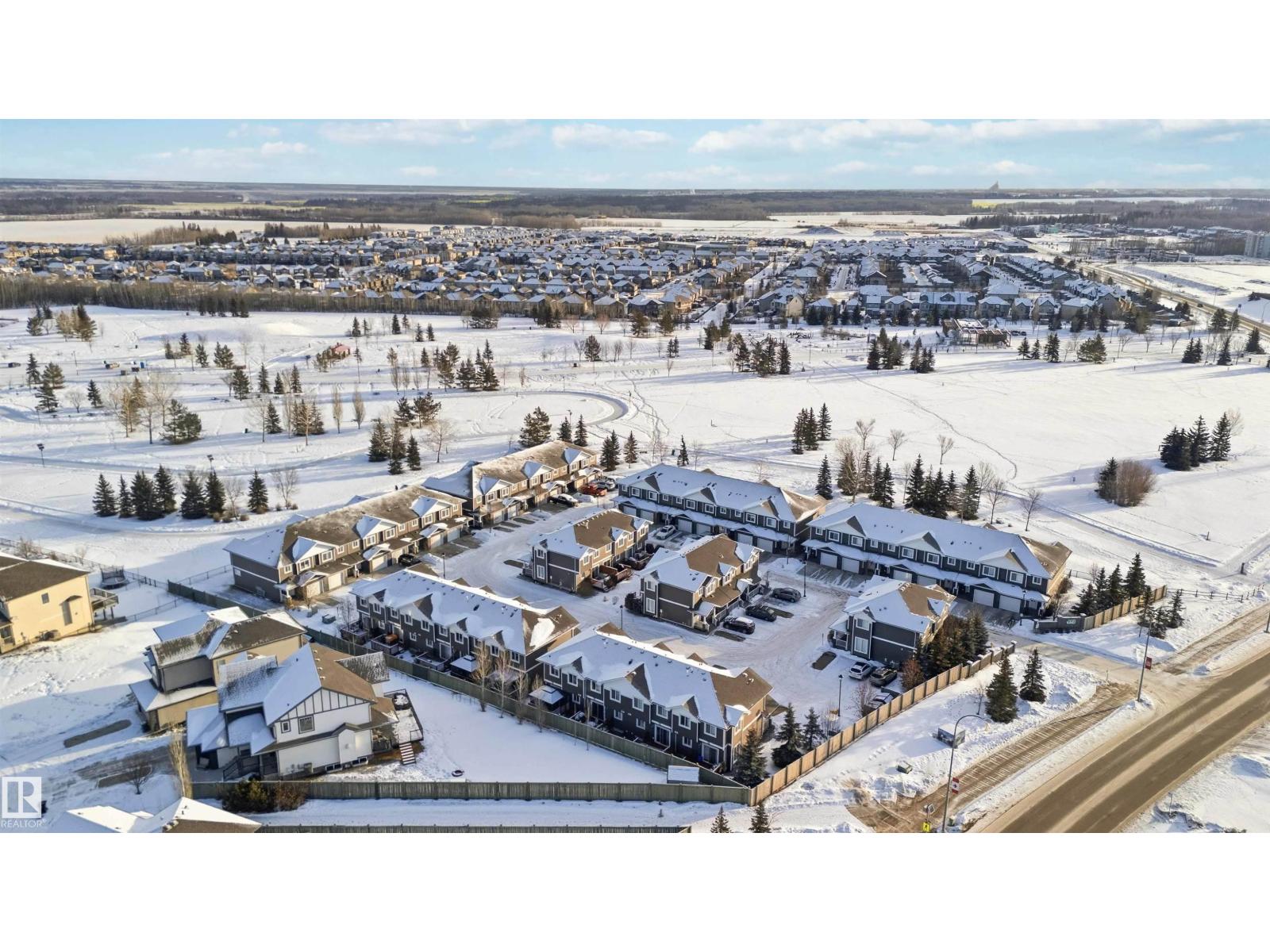 #4 500 GROVE DR, Spruce Grove