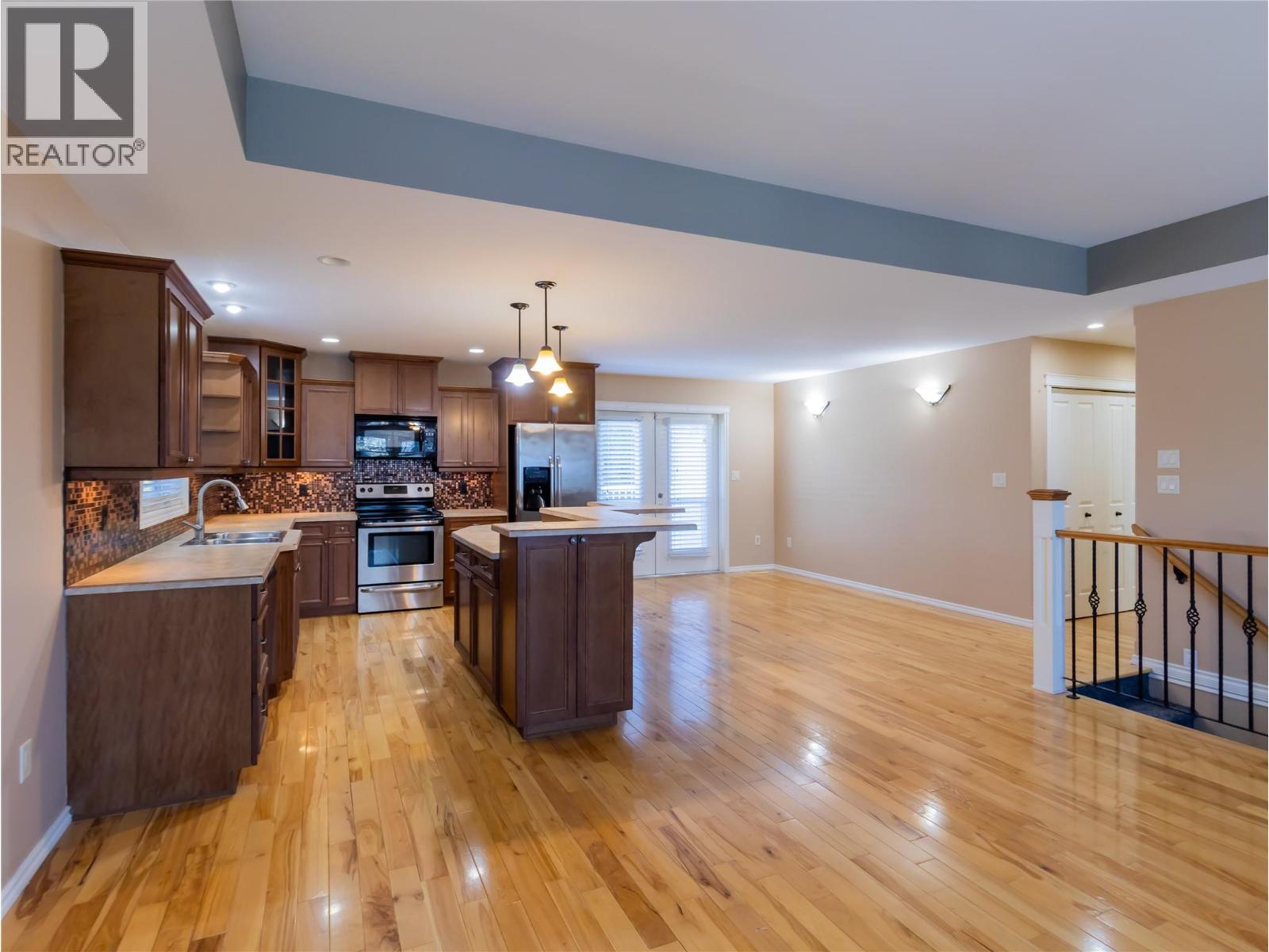 1810 23 Street NE, Salmon Arm