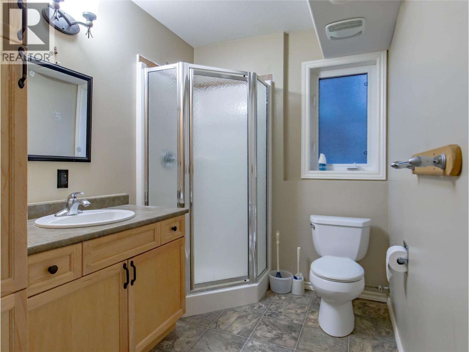 1810 23 Street NE, Salmon Arm