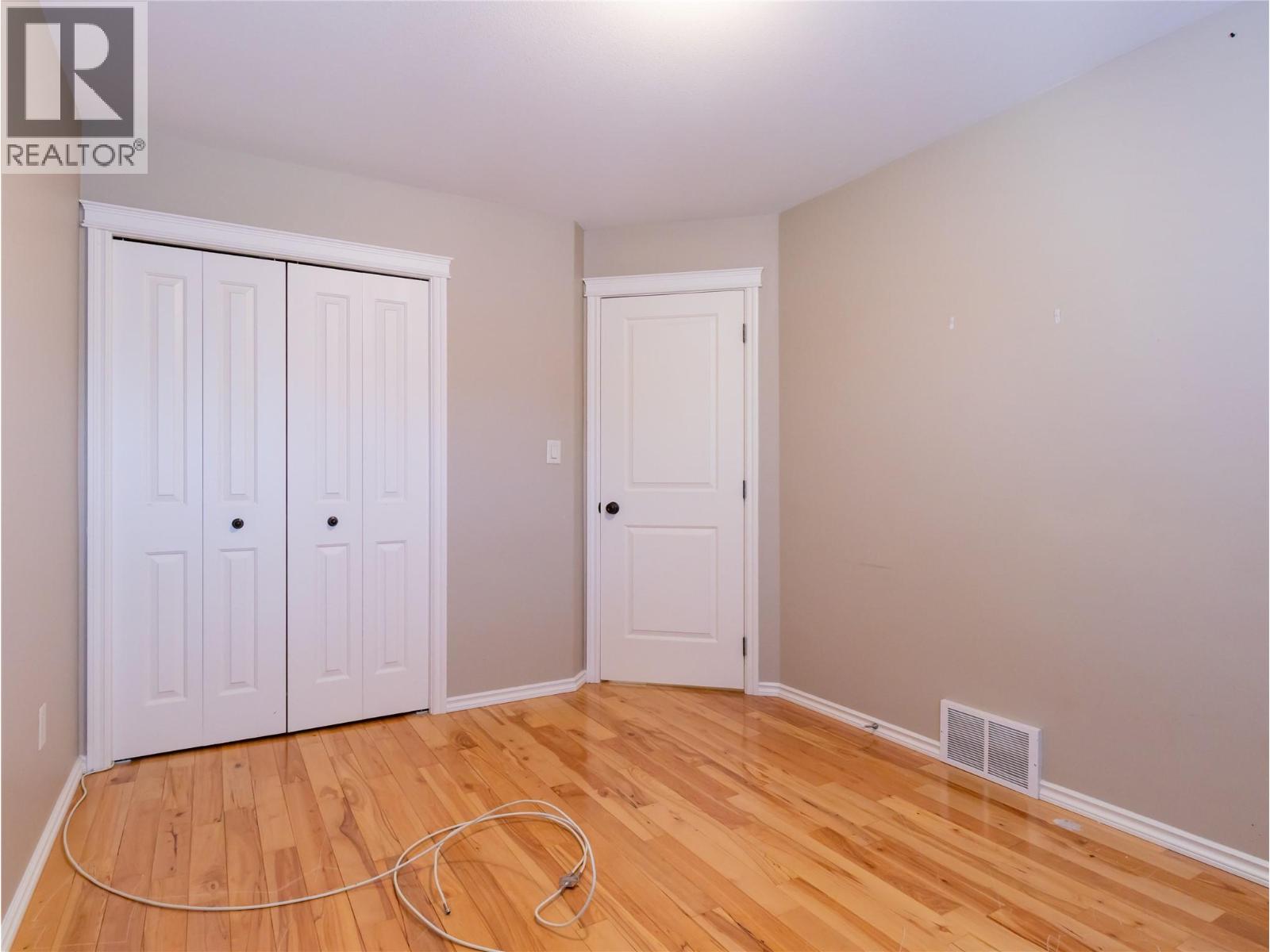 1810 23 Street NE, Salmon Arm