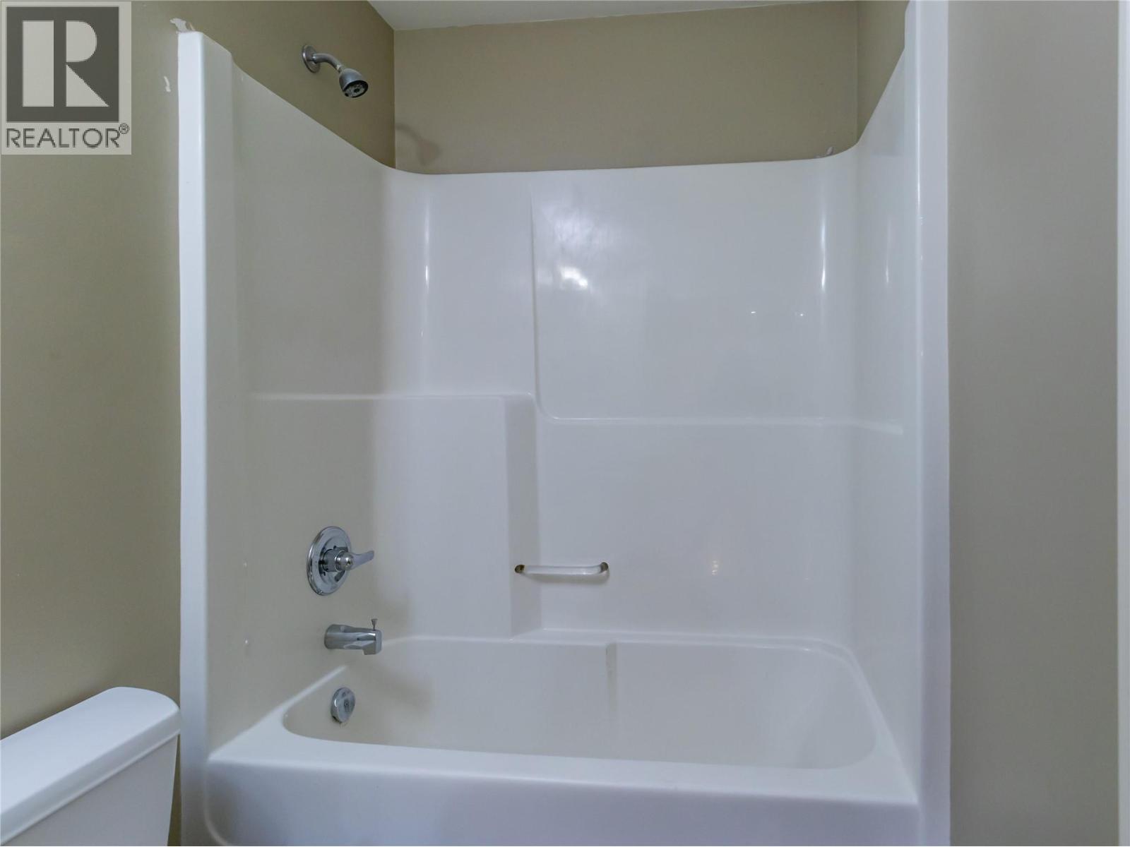 1810 23 Street NE, Salmon Arm