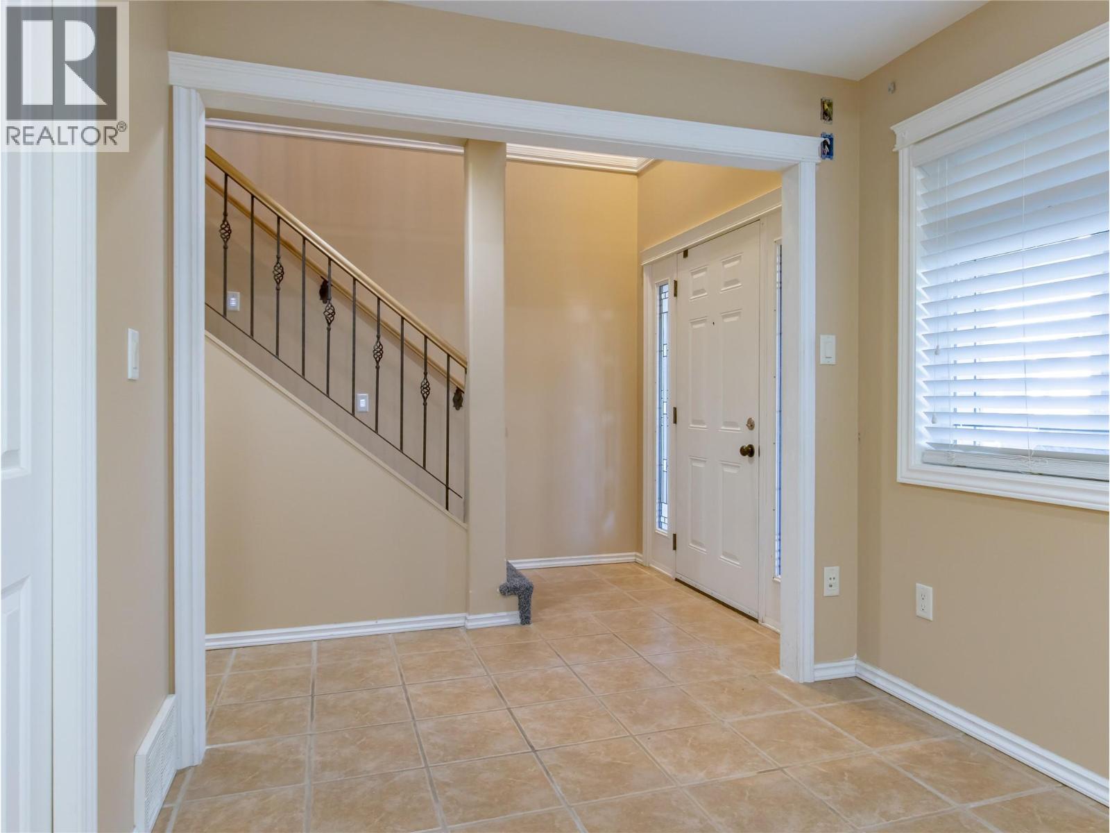 1810 23 Street NE, Salmon Arm