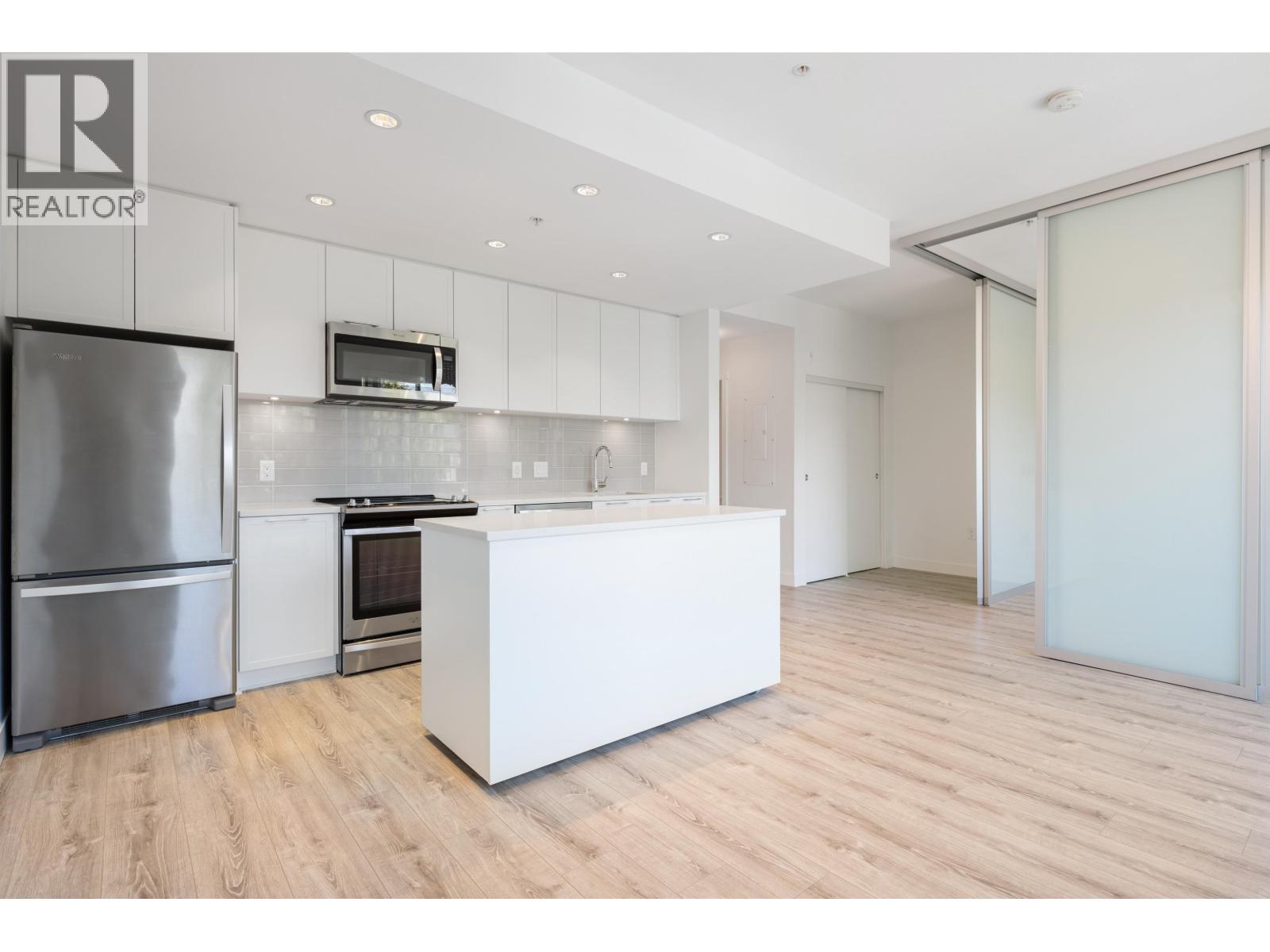 407 2382 ATKINS AVENUE, Port Coquitlam