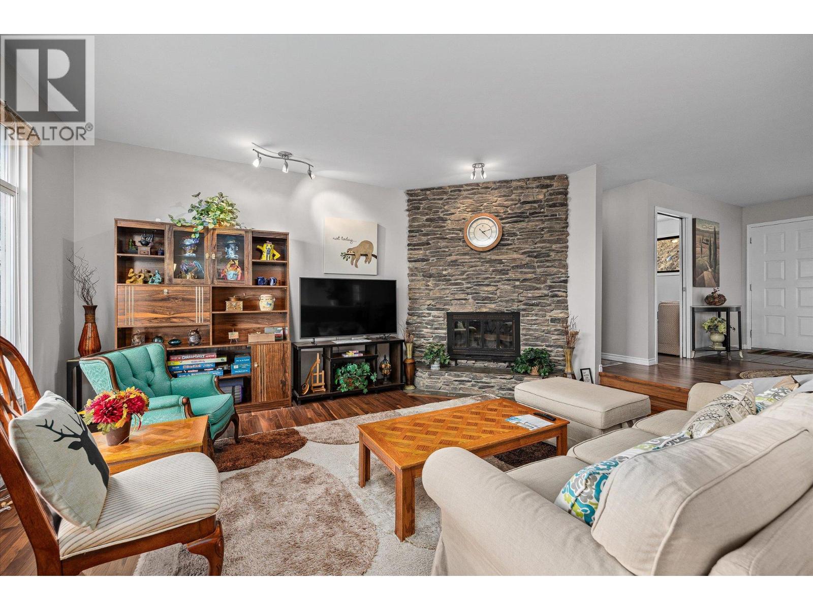  5821 Atkinson Crescent, Peachland