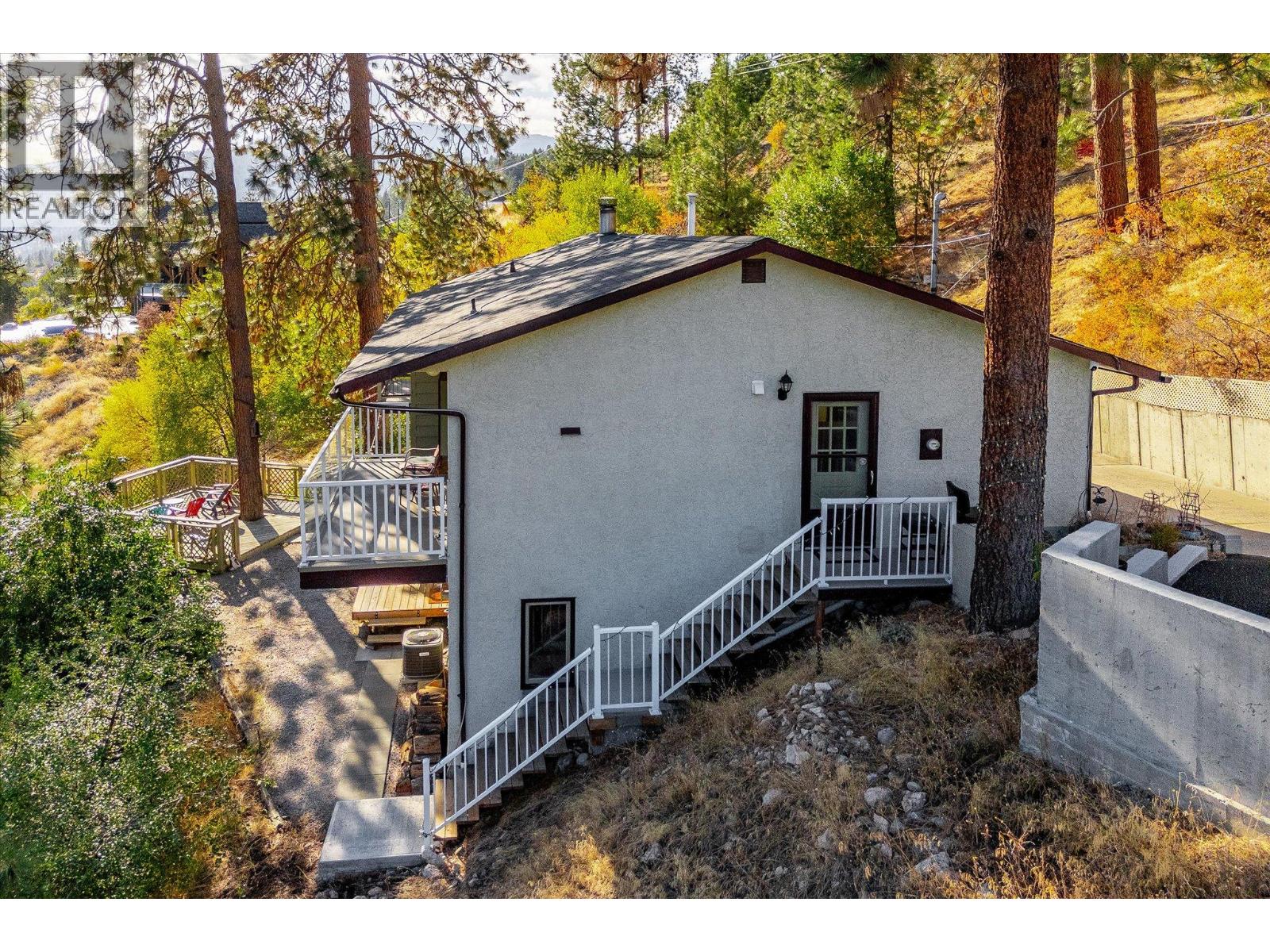  5821 Atkinson Crescent, Peachland