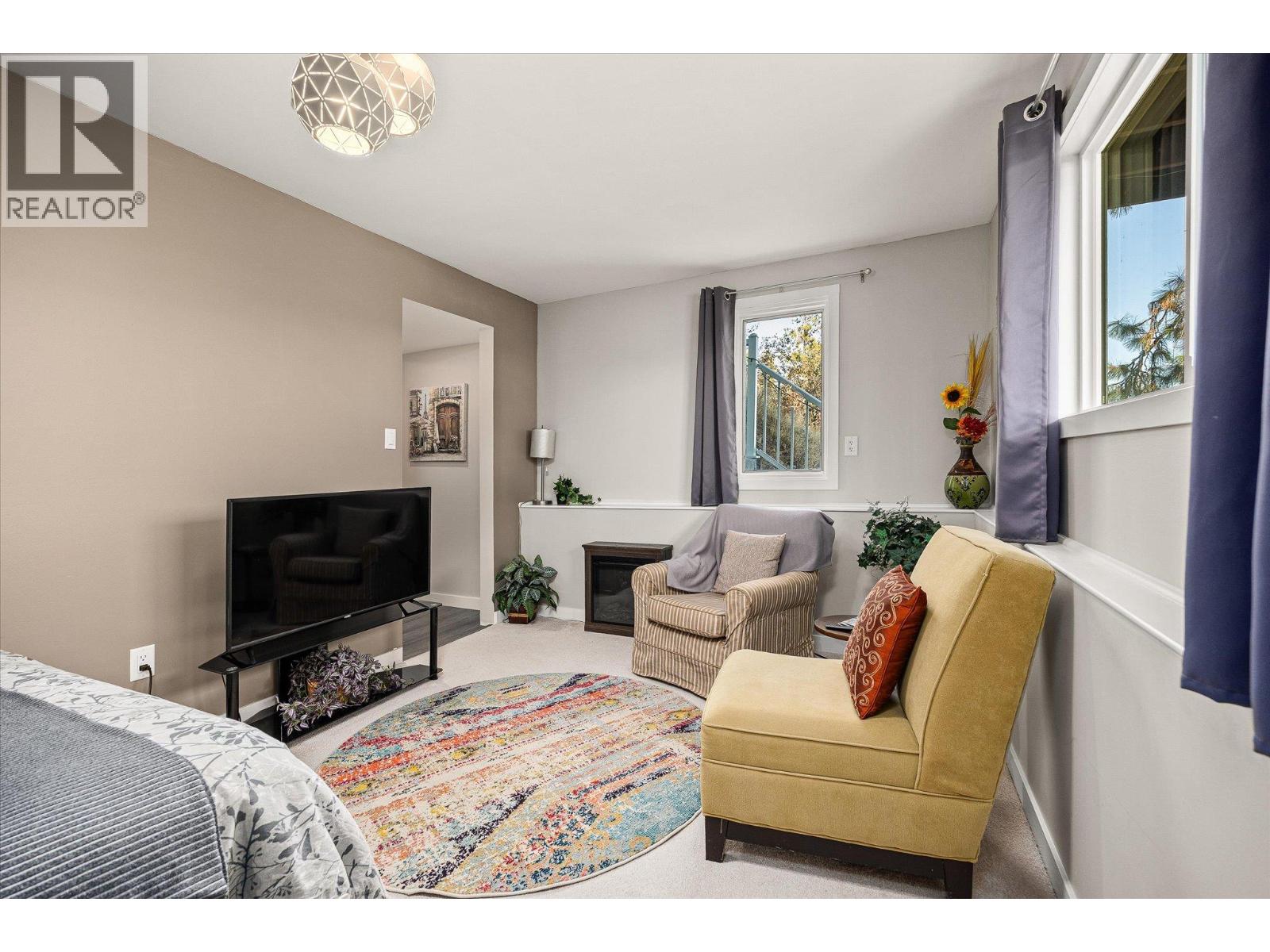  5821 Atkinson Crescent, Peachland