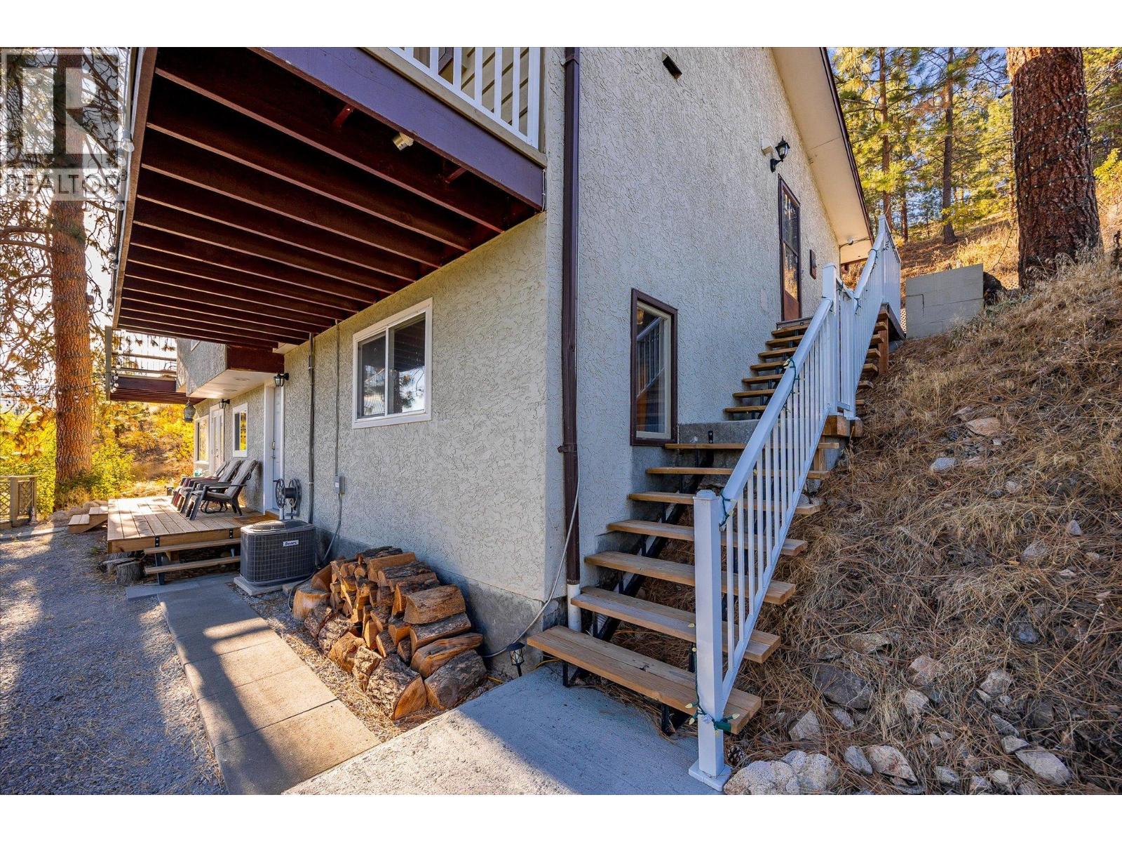  5821 Atkinson Crescent, Peachland