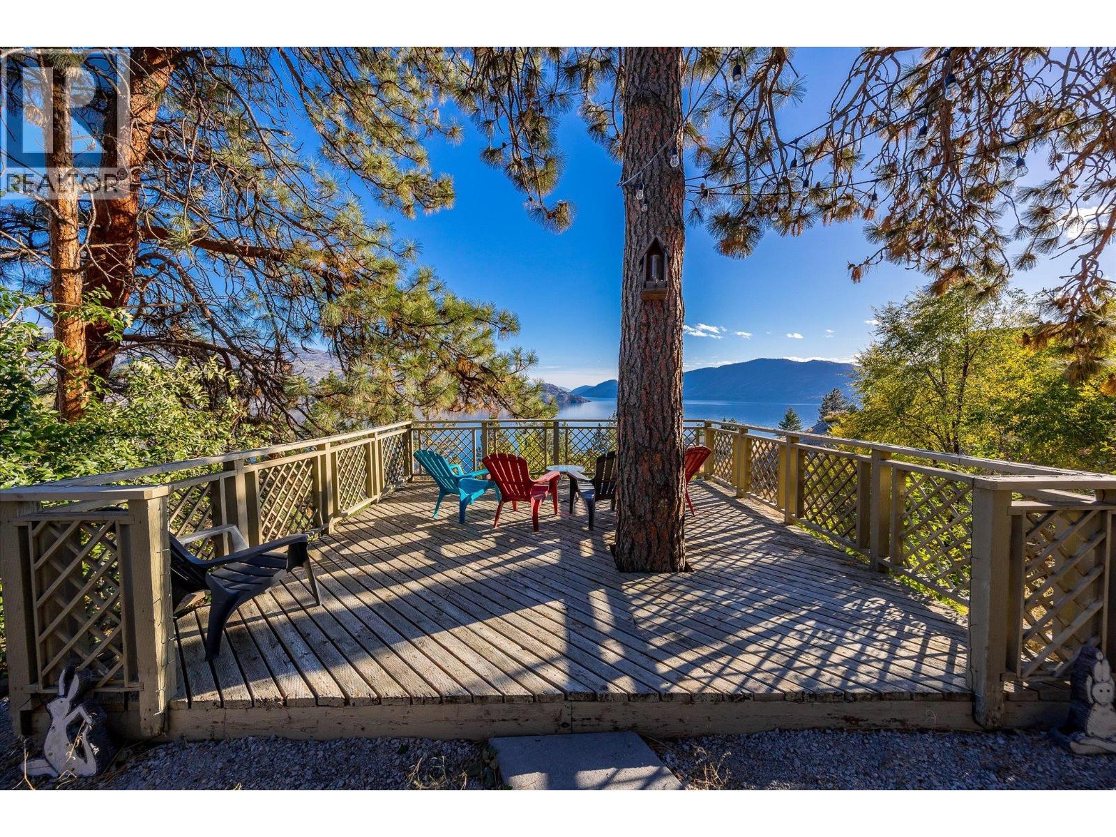  5821 Atkinson Crescent, Peachland