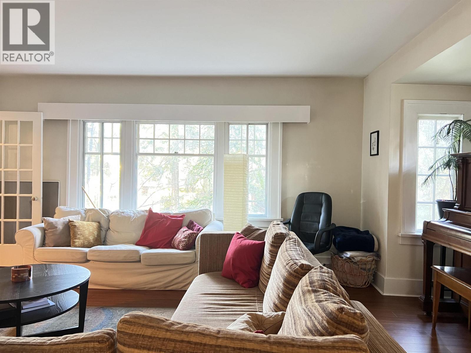 2080 W 33RD AVENUE, Vancouver