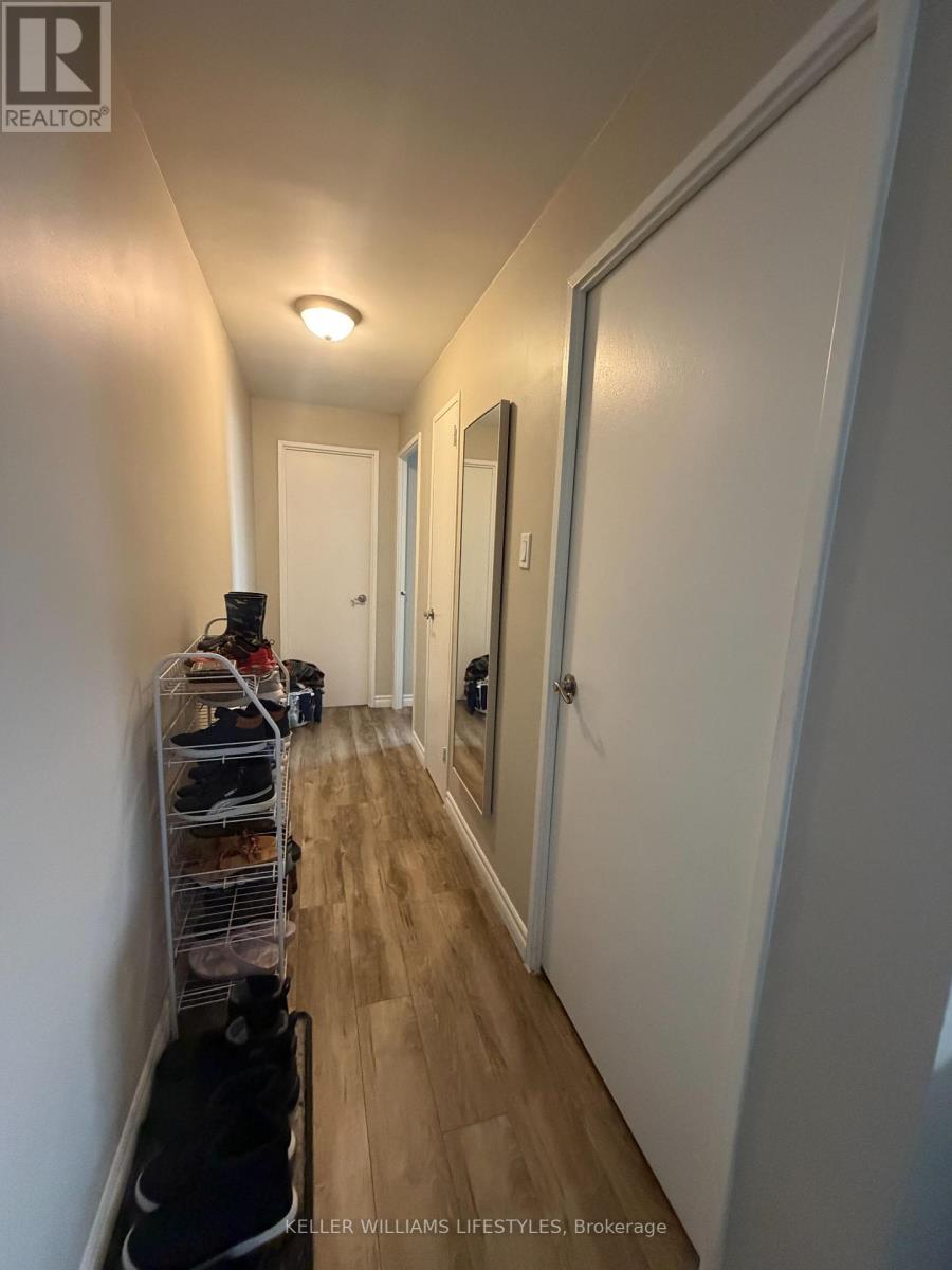 931 Wonderland Unit 1002 photo 4