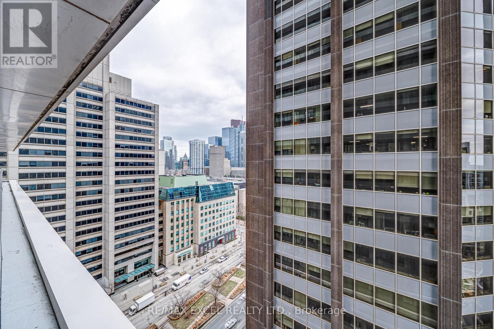 #1705 426 UNIVERSITY AVENUE - 27