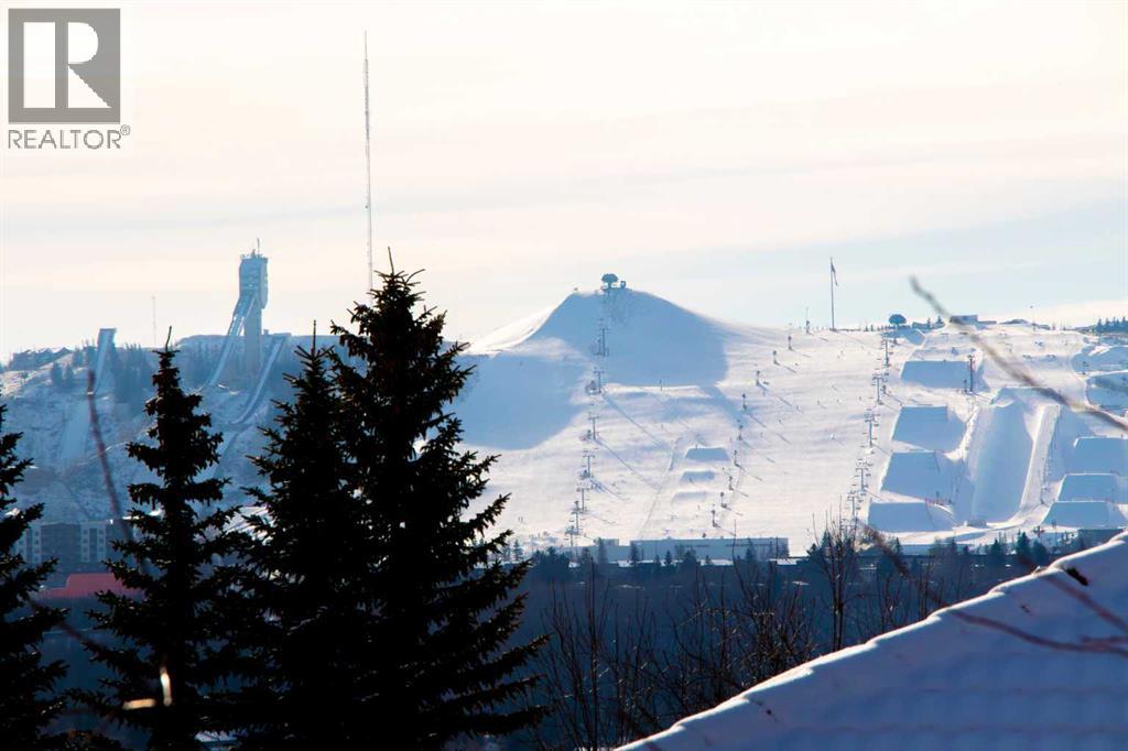 Single Family House Bungalow for Sale in  Scimitar Heath NW Scenic Acres Calgary 