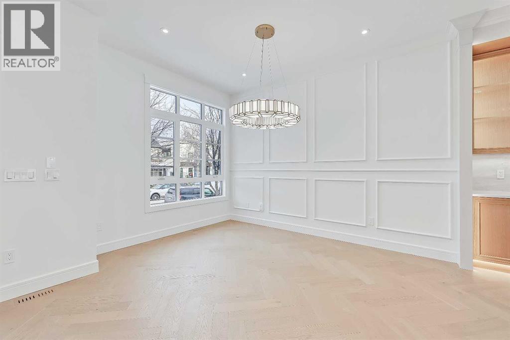 Single Family House for Sale in   Avenue SW Altadore Calgary 