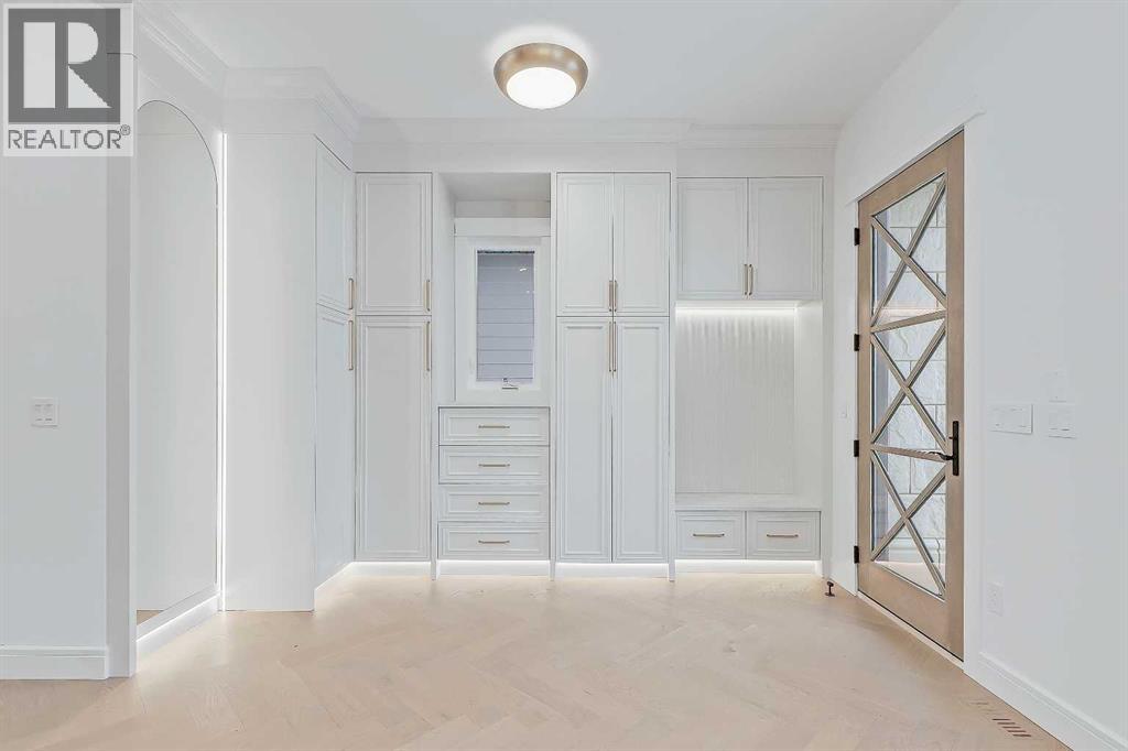 Single Family House for Sale in   Avenue SW Altadore Calgary 