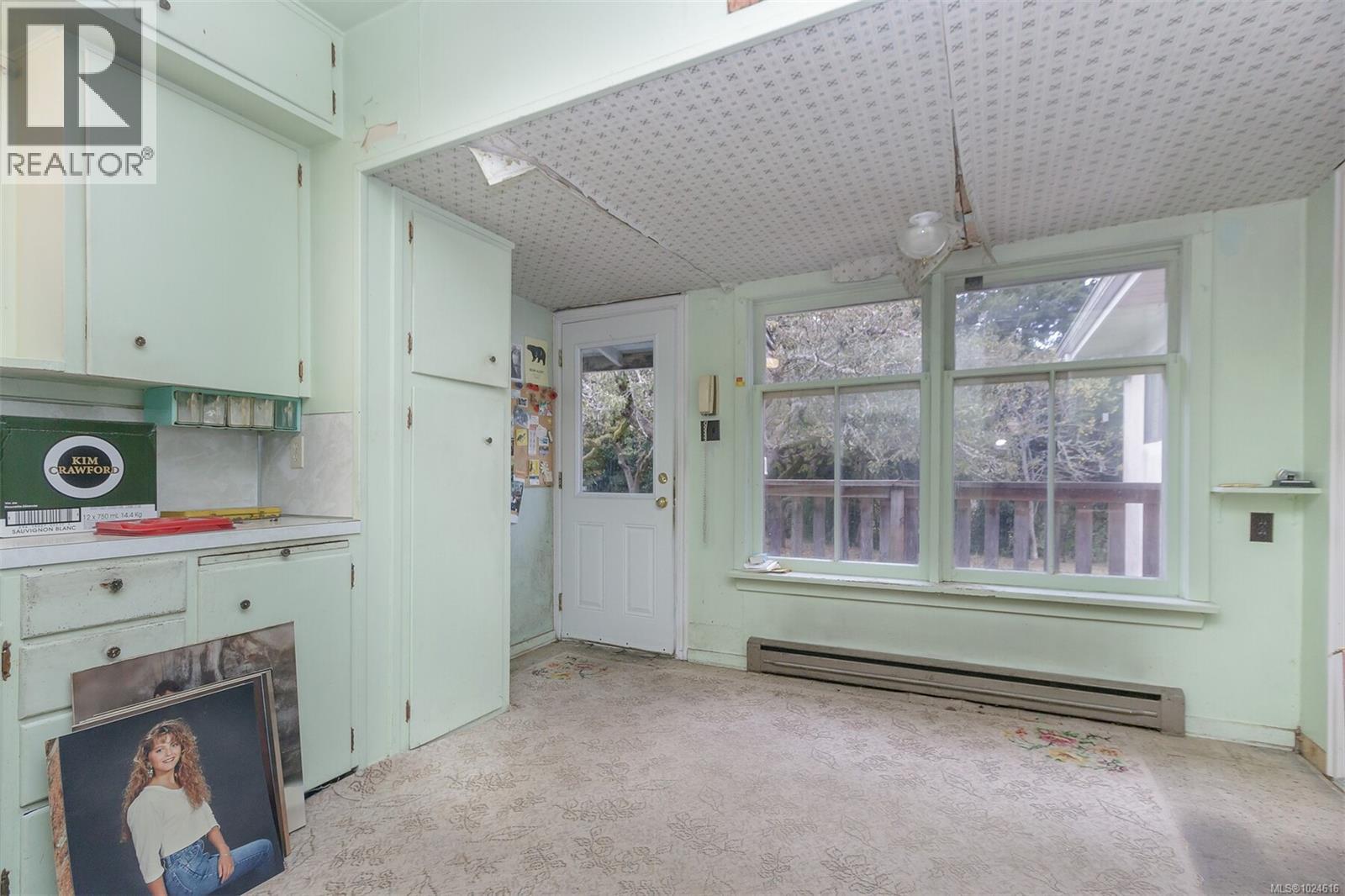 6613 Sooke Rd, Sooke