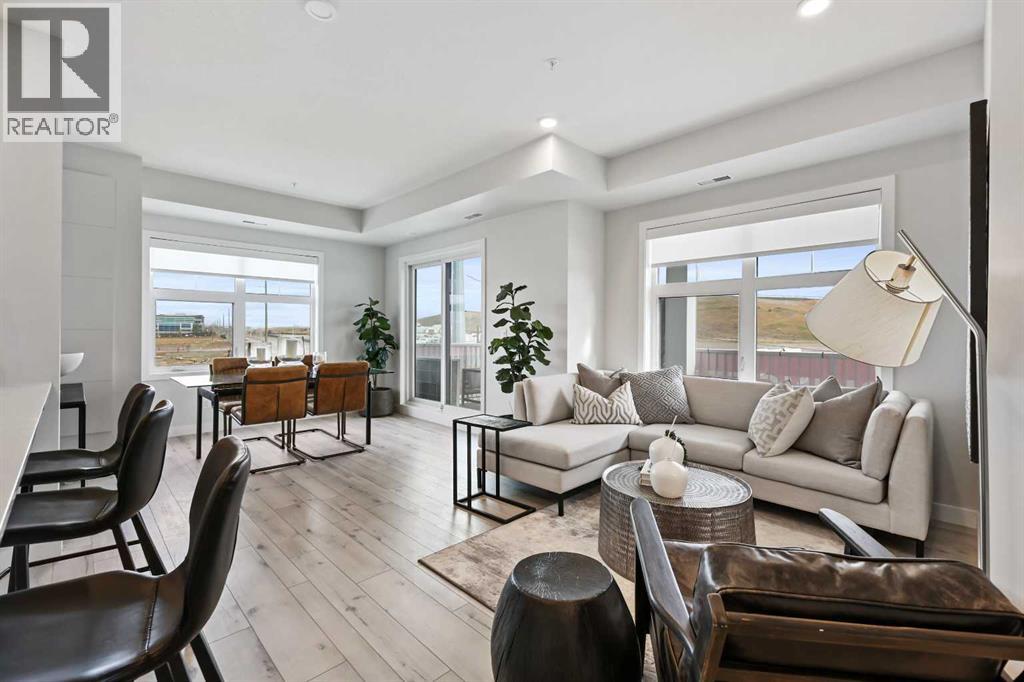 Single Family House for Sale in   Les Jardins Park SE Douglasdale/Glen Calgary 