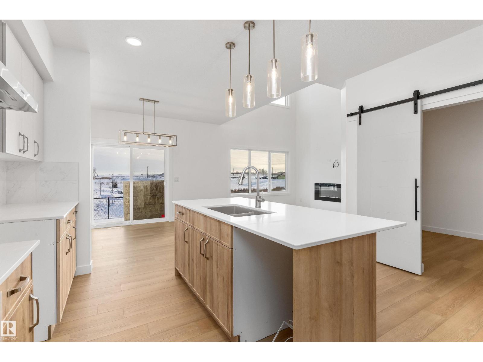 740 ASTORIA WY, Devon