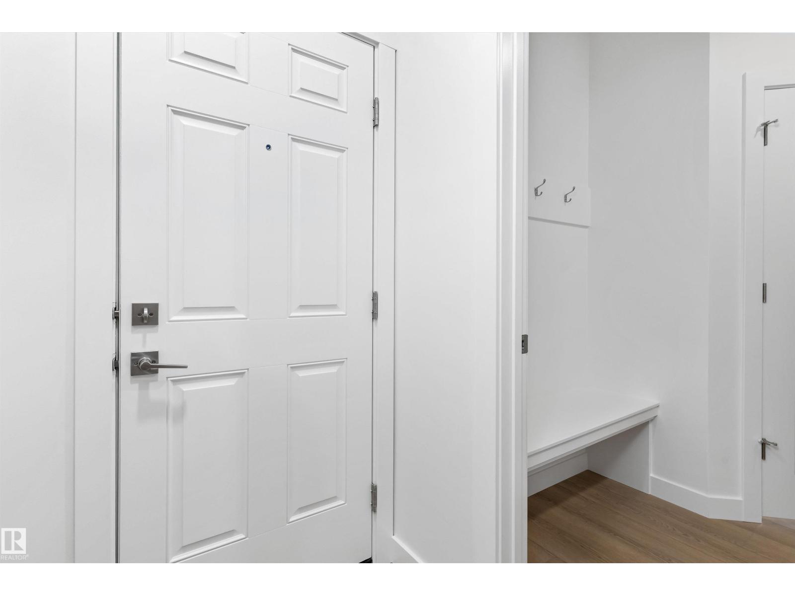 740 ASTORIA WY, Devon