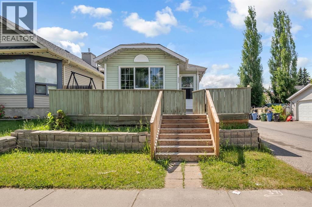 6537 68 Street NE, Calgary, Alberta