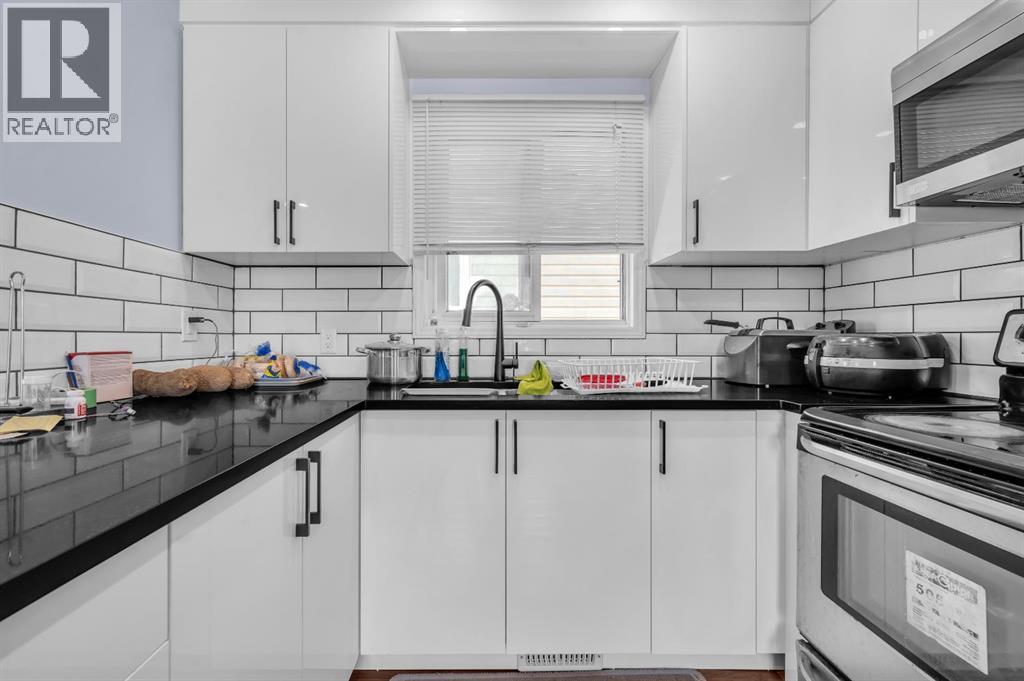 Single Family House 4 Level for Sale in   Street NE Taradale Calgary 