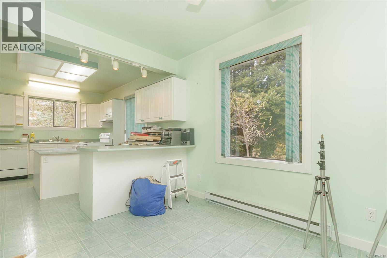 Lot 2 Sooke Rd - 17