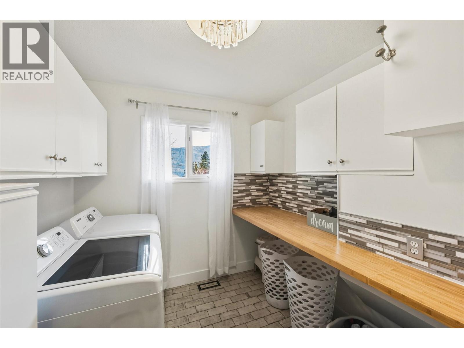 633 Pineview Drive, Kaleden