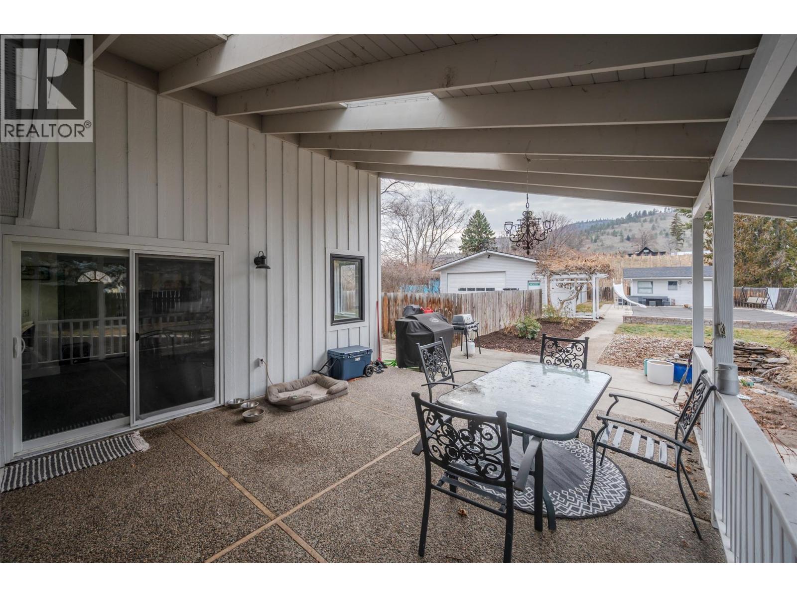 633 Pineview Drive, Kaleden