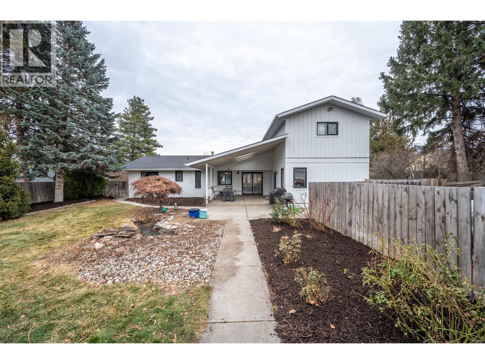 633 Pineview Drive, Kaleden