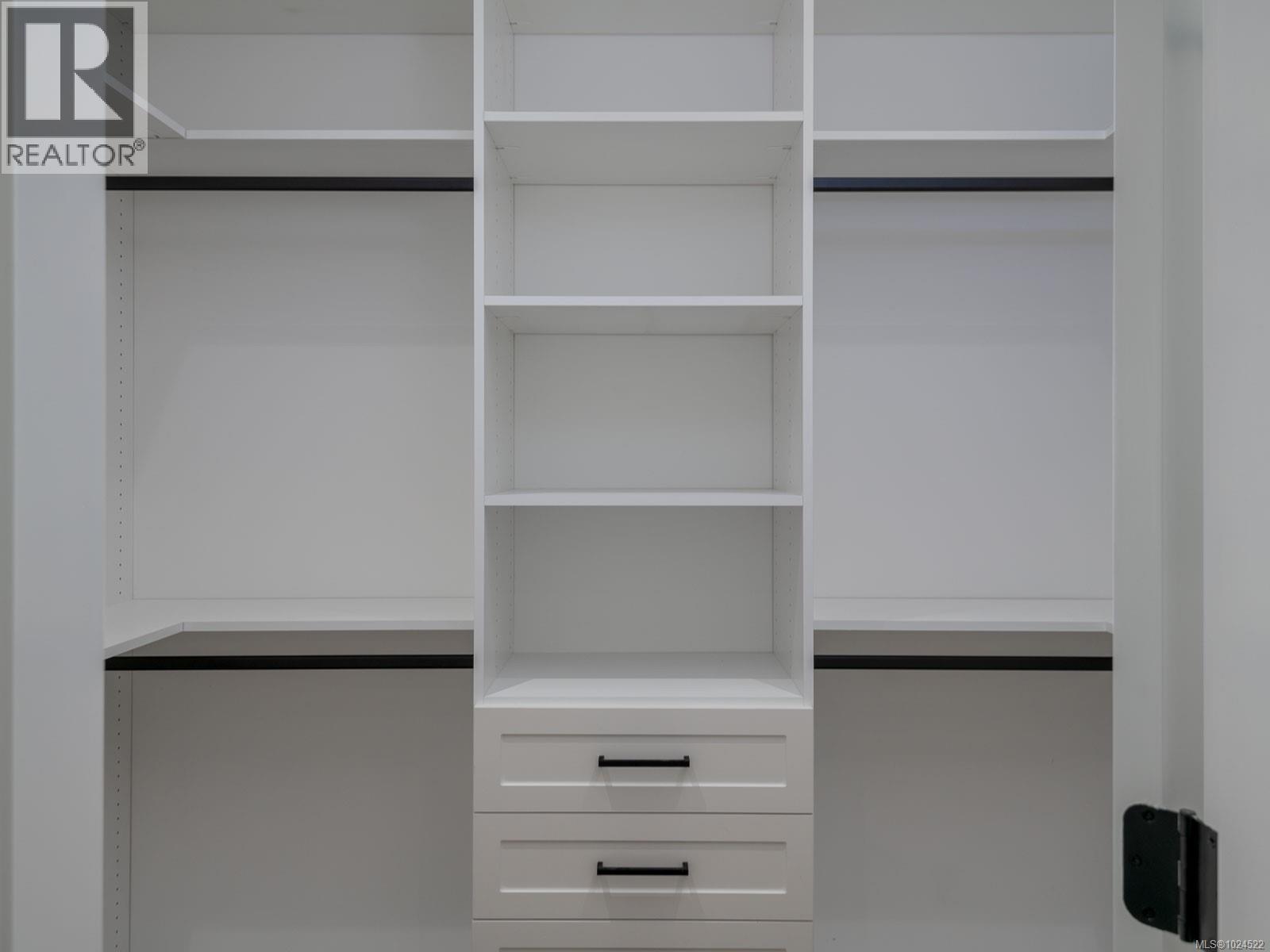 120 HAWK POINT RD - 28