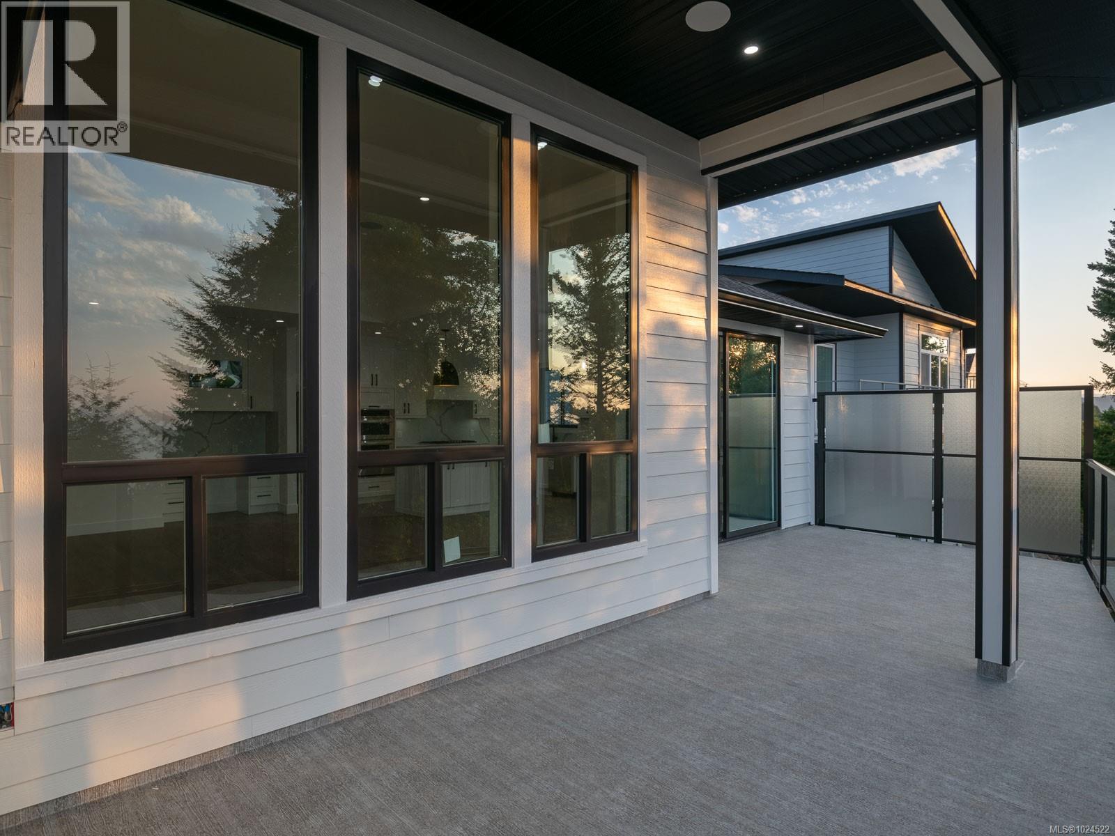 120 HAWK POINT RD - 66