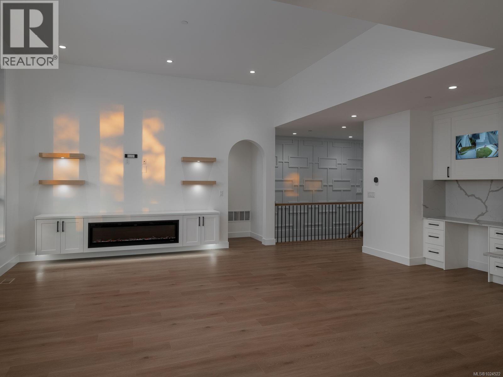 120 HAWK POINT RD - 69