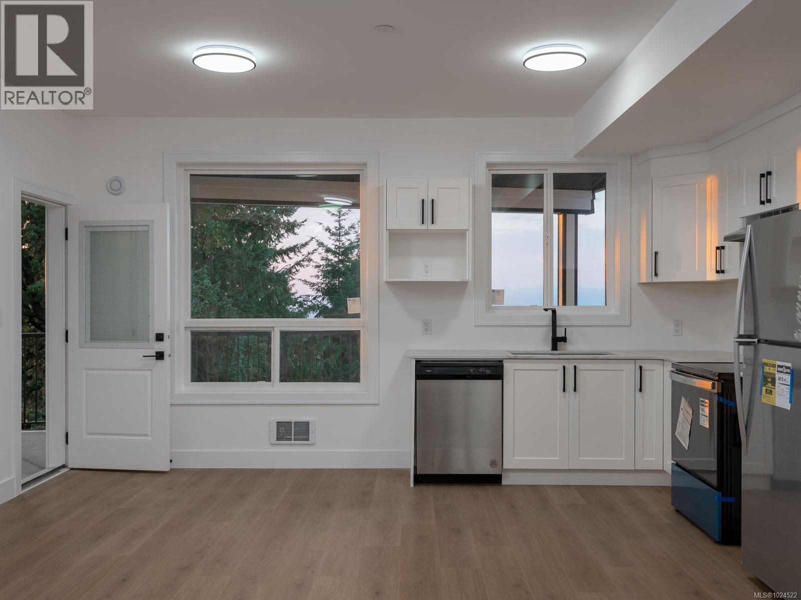 120 HAWK POINT RD - 75