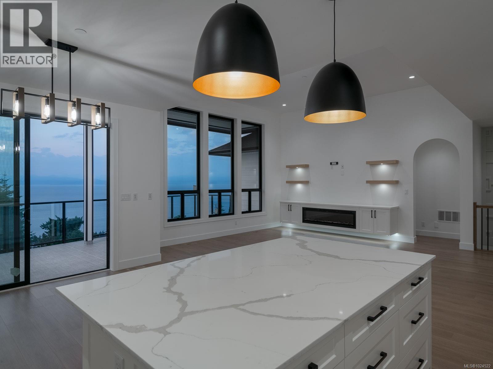 120 HAWK POINT RD - 81