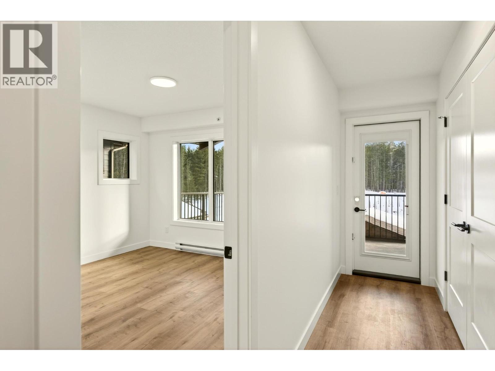 #4 1444 GRANITE DRIVE - 26