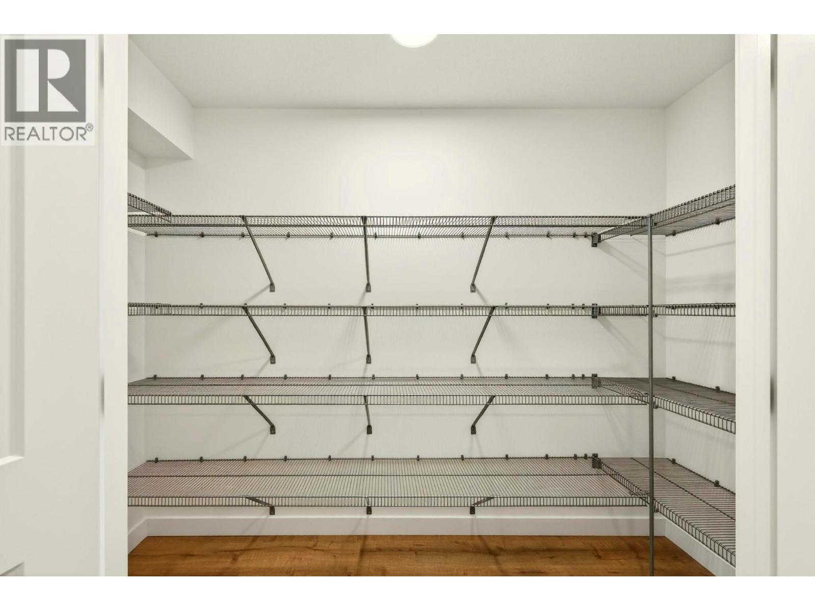 #4 1444 GRANITE DRIVE - 22