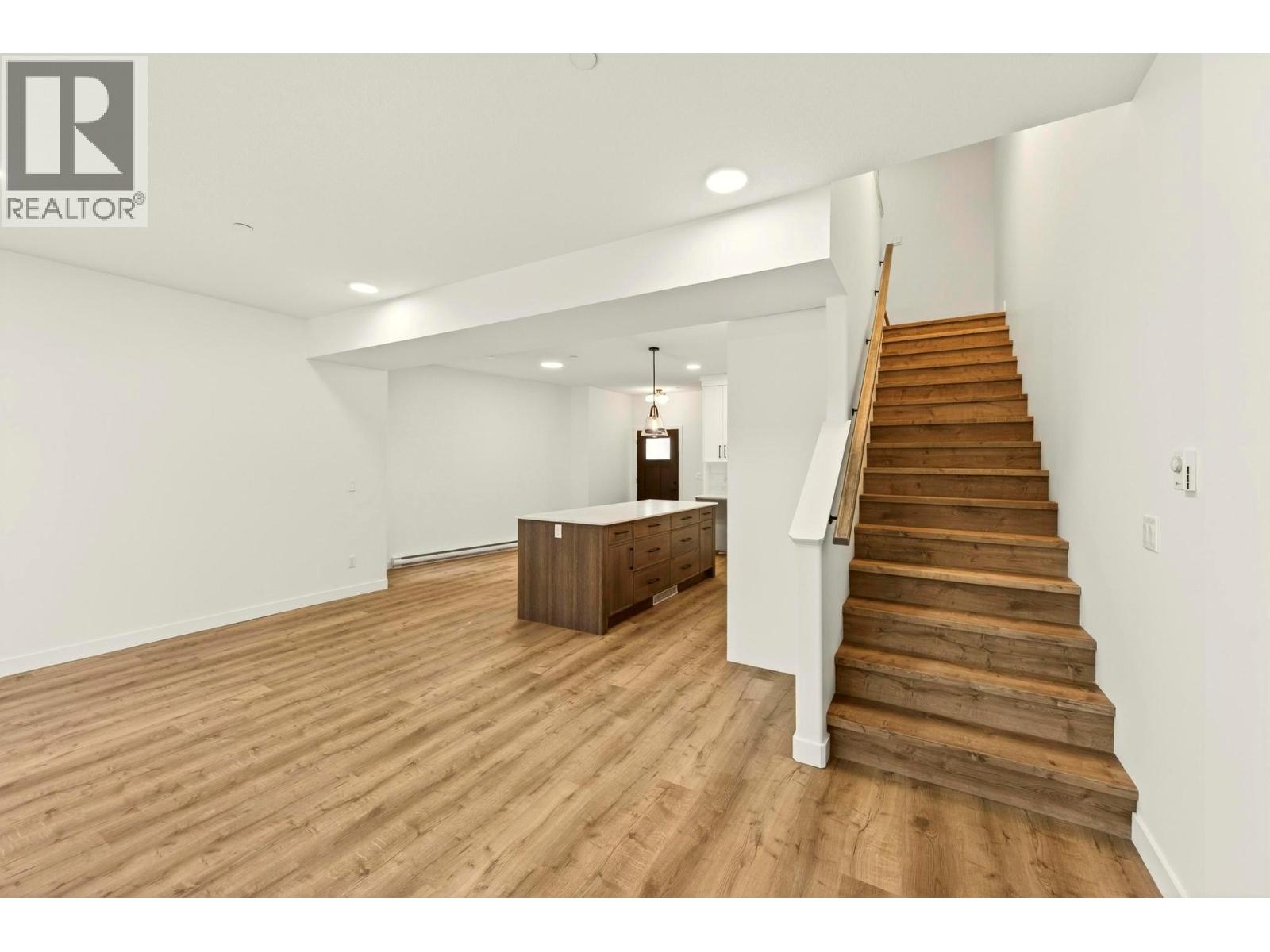 #4 1444 GRANITE DRIVE - 52