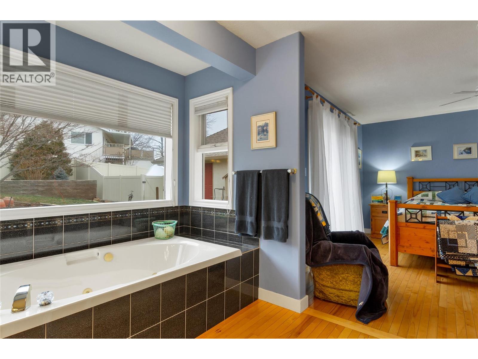  7020 Lakeridge Drive, Vernon