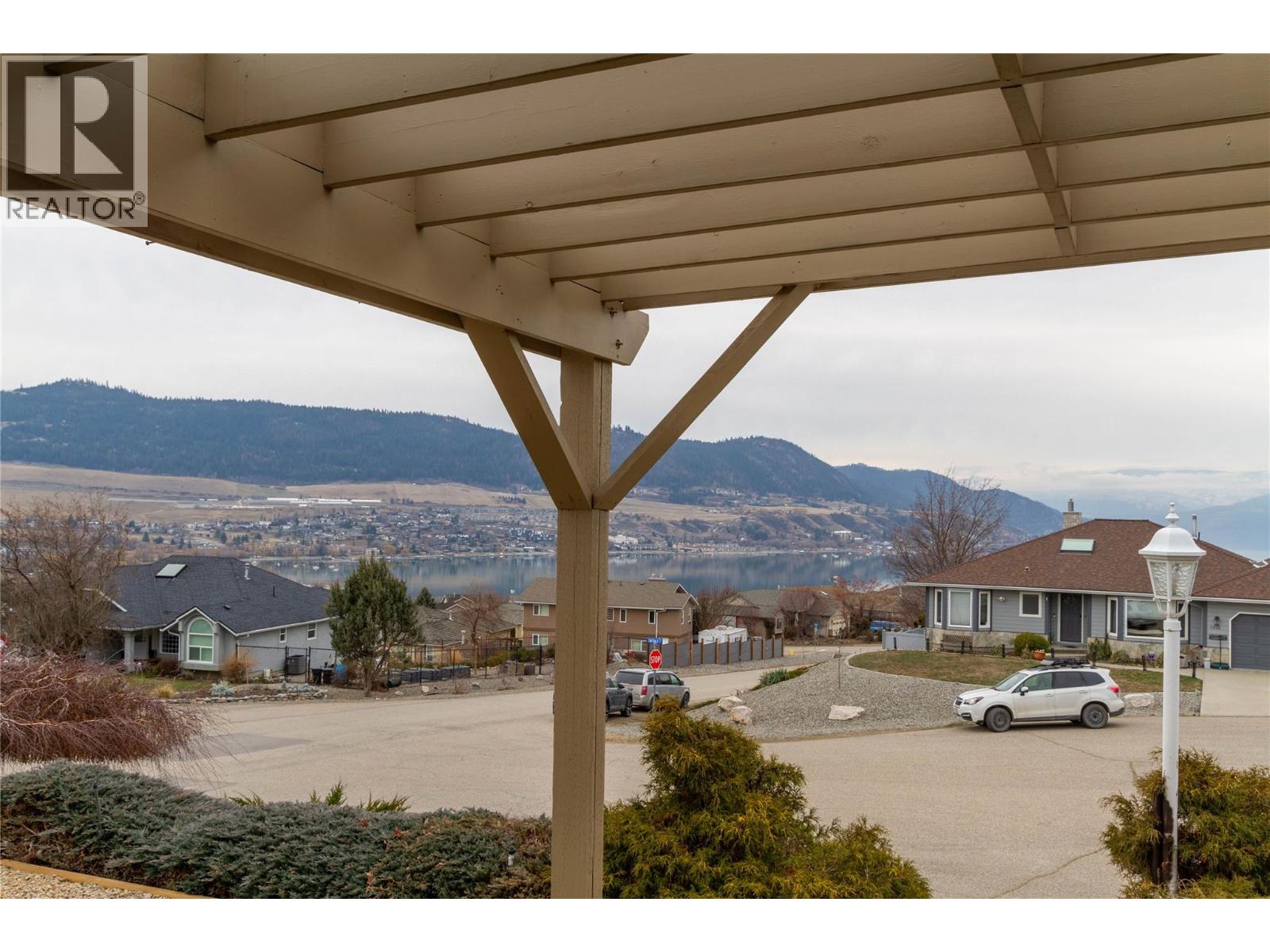  7020 Lakeridge Drive, Vernon