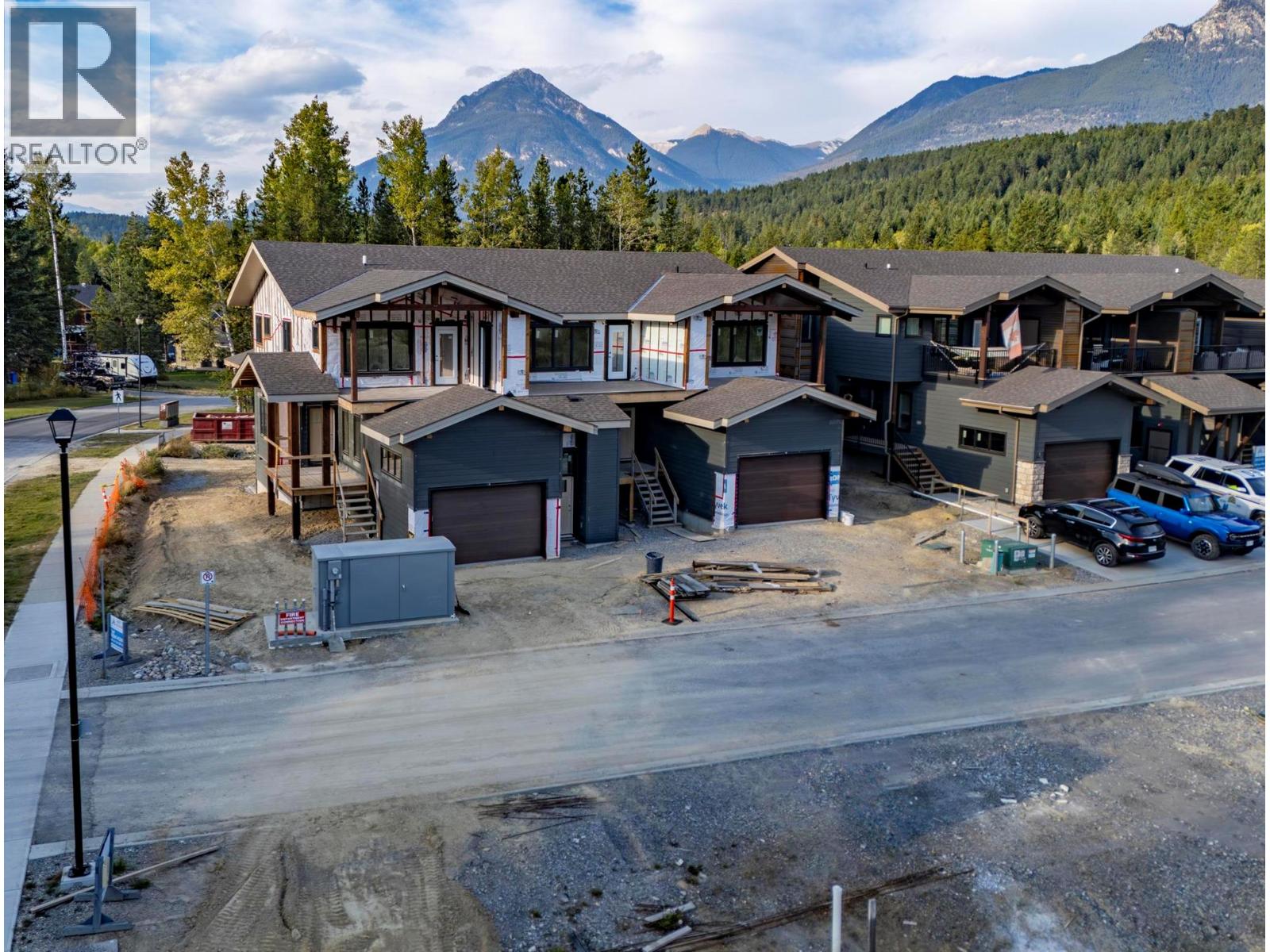 #2 1444 GRANITE DRIVE - 12