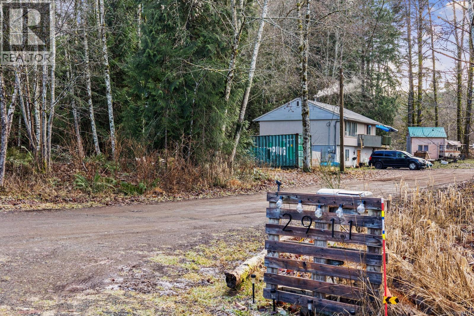 2911 Royston Rd - 1