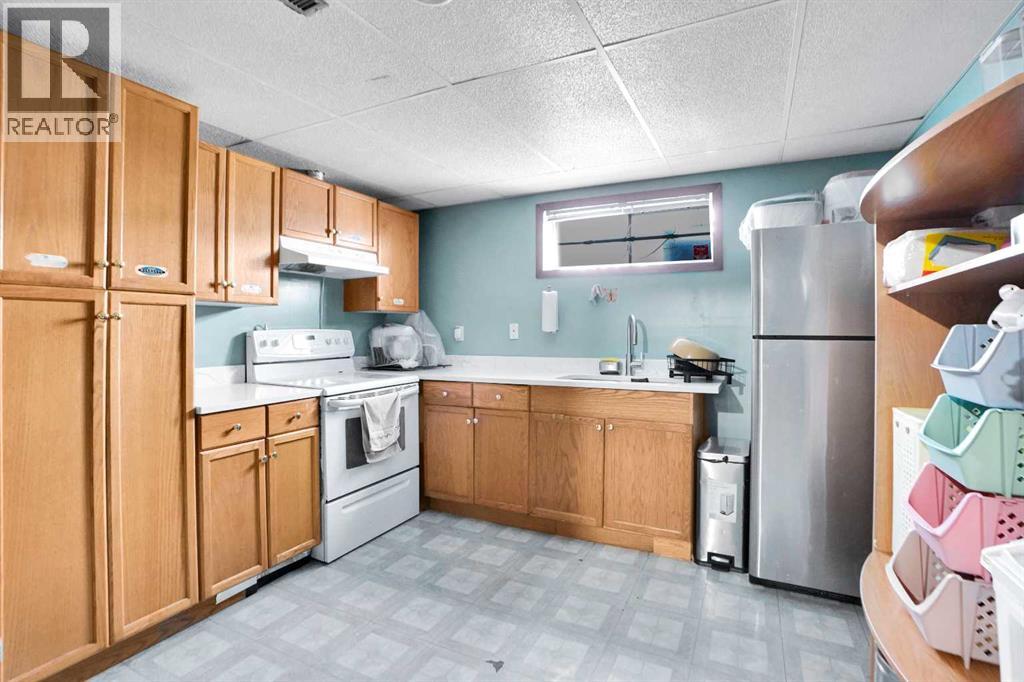 Single Family House Bi-level for Sale in  Whitworth Way NE Whitehorn Calgary 