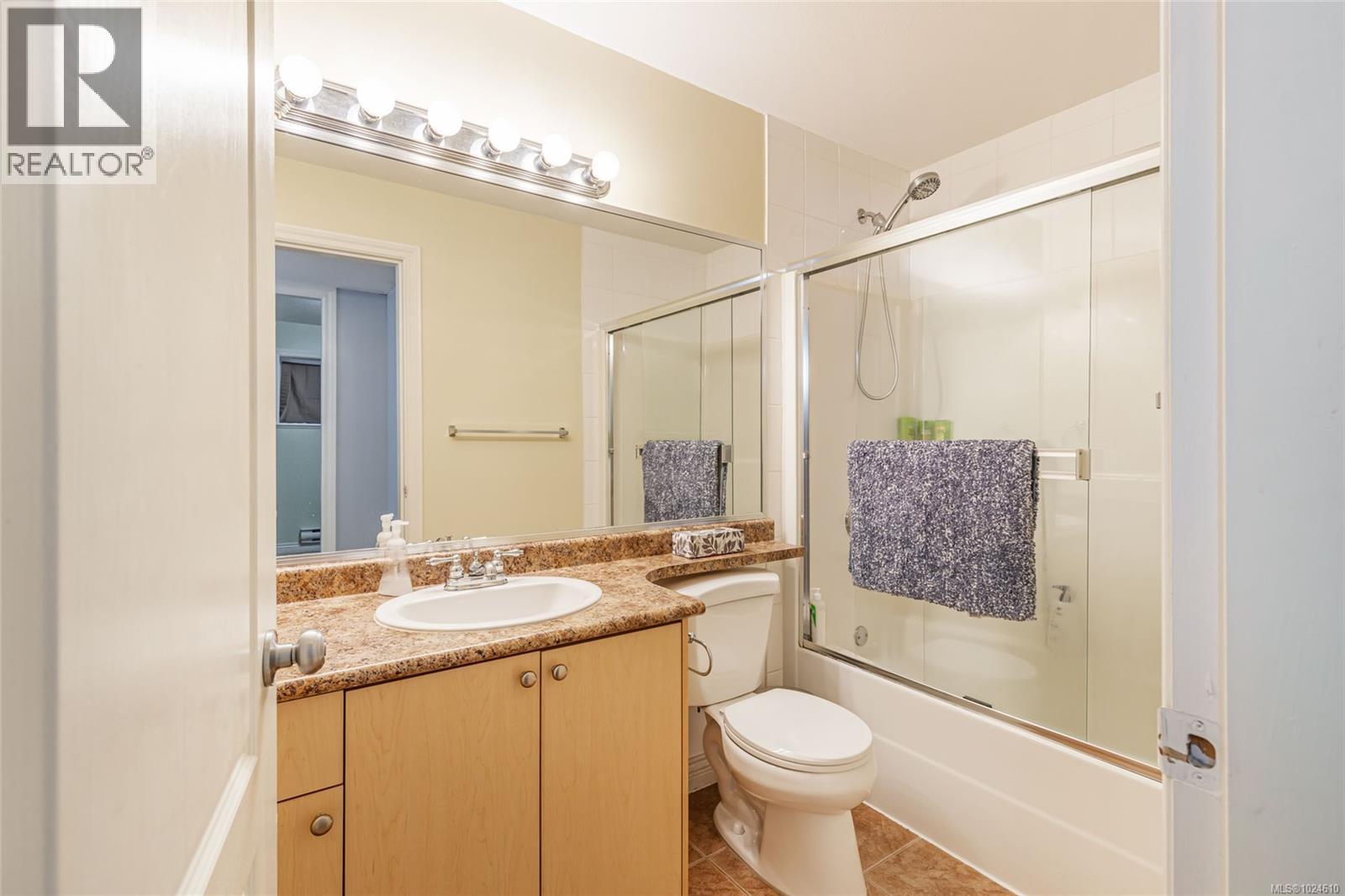 4299 Gulfview Dr, Nanaimo