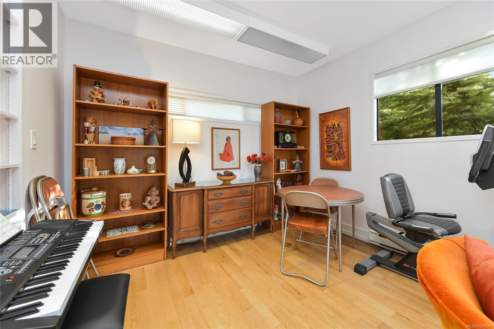 754 Walfred Rd, Langford