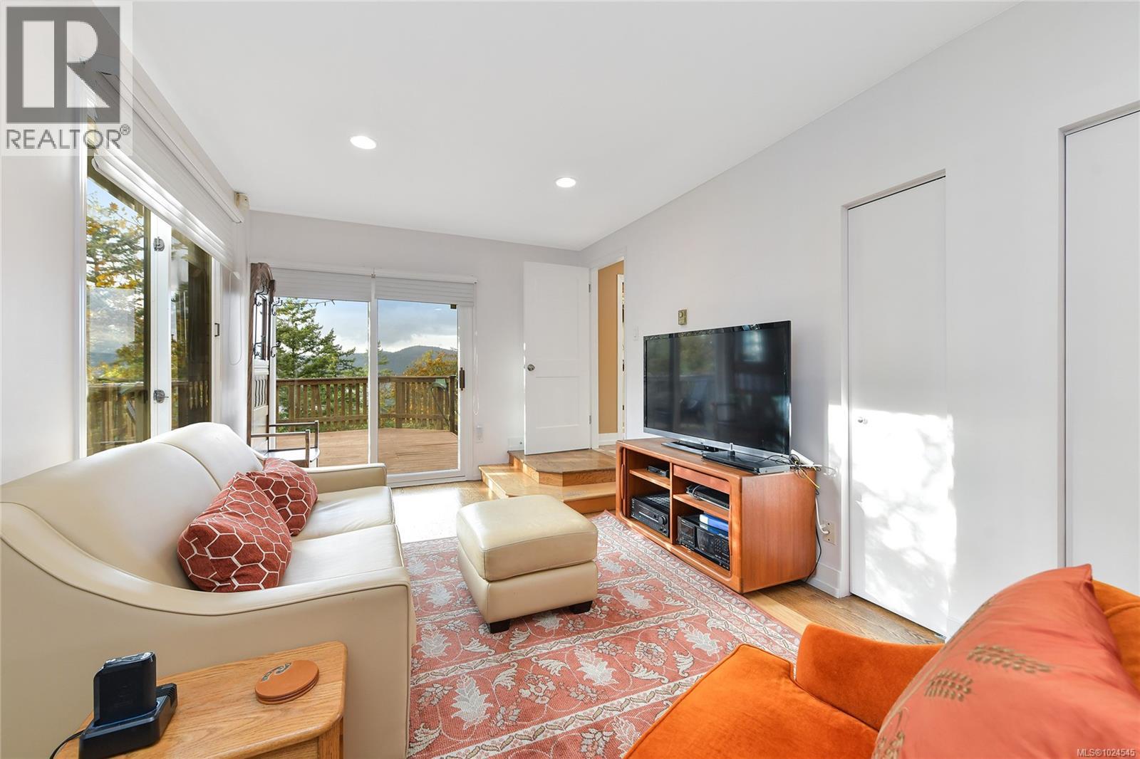 754 Walfred Rd, Langford