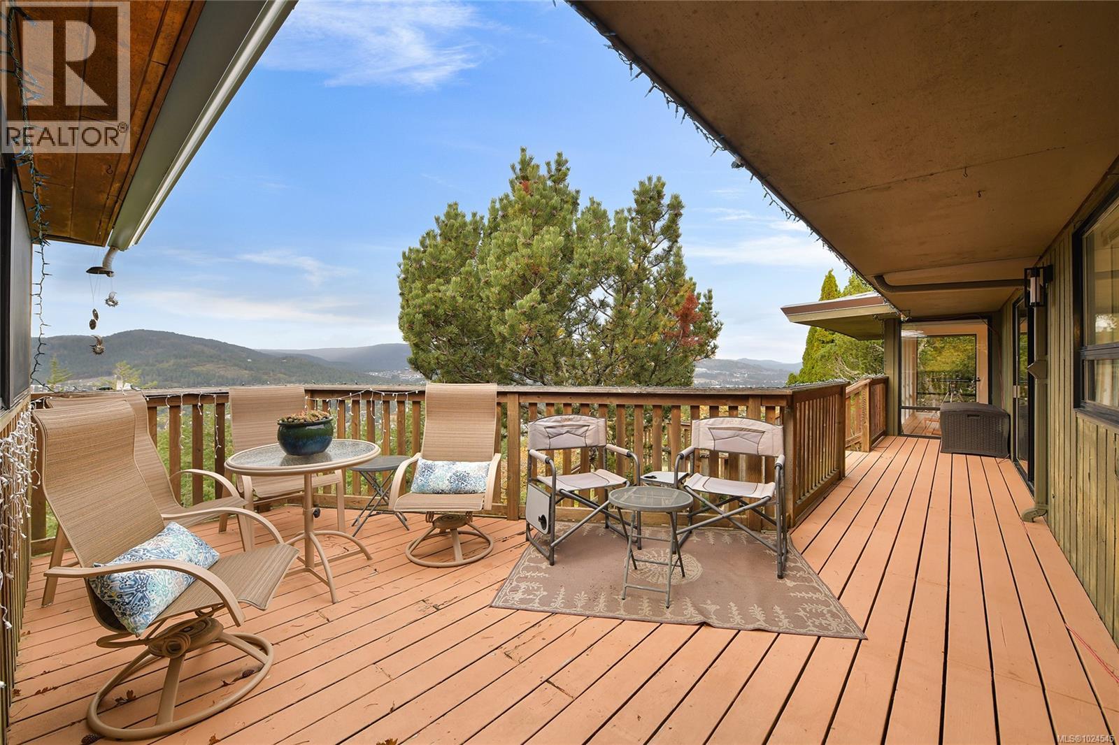 754 Walfred Rd, Langford