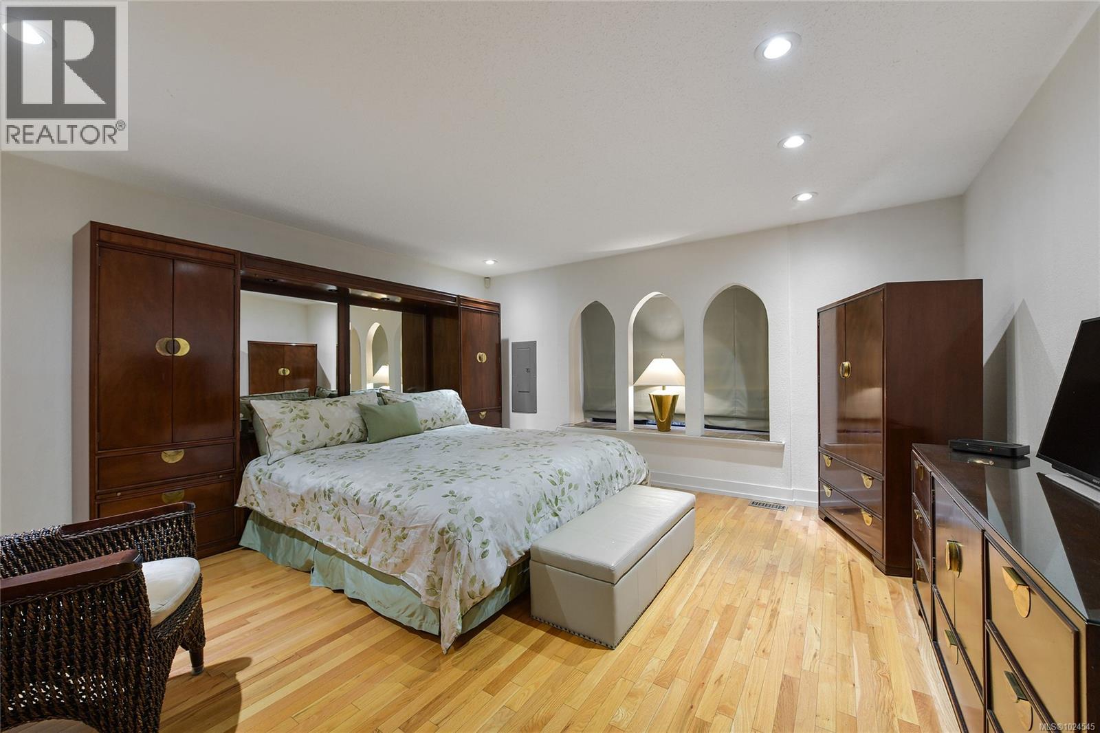 754 Walfred Rd, Langford