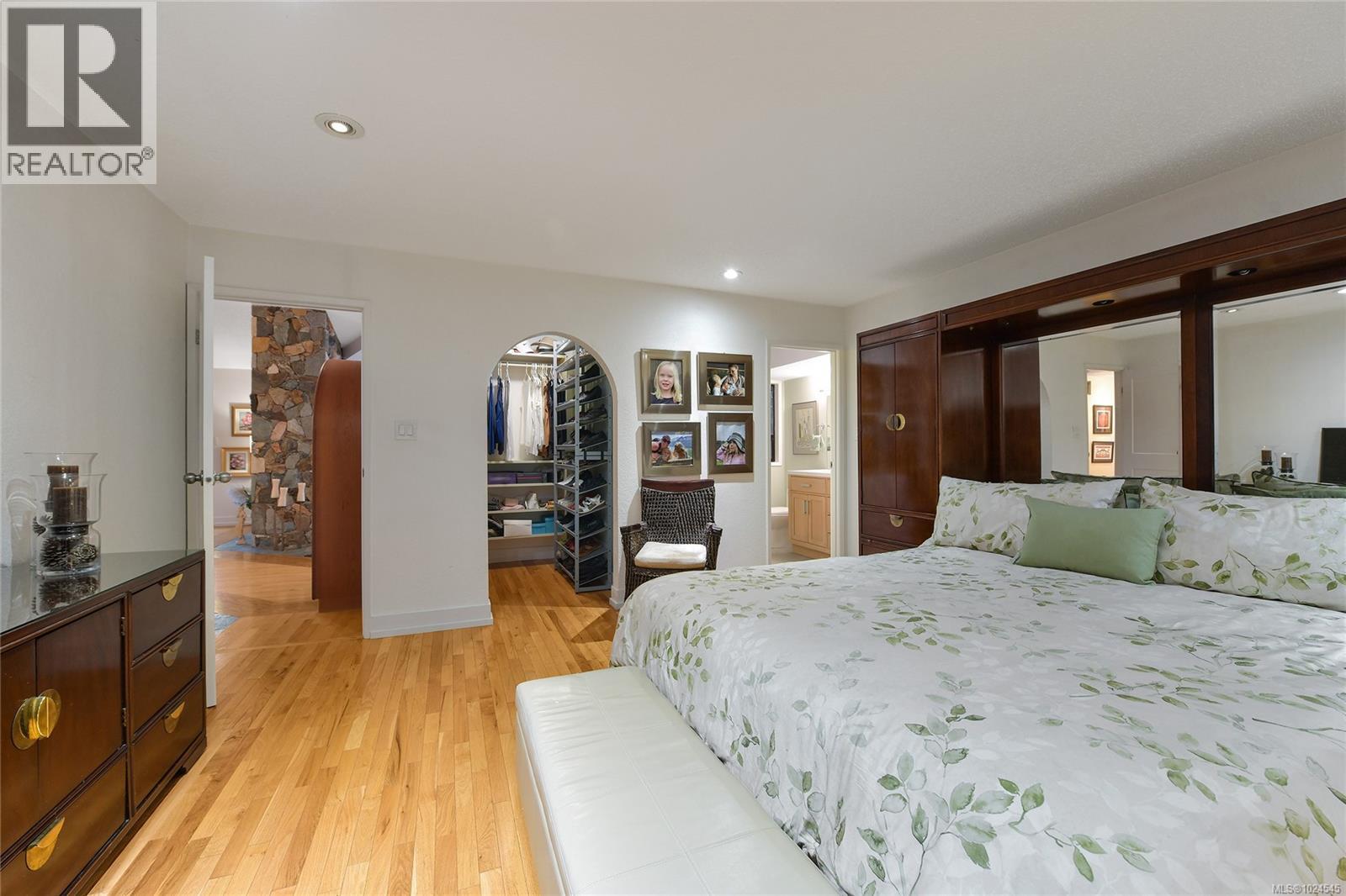 754 Walfred Rd, Langford