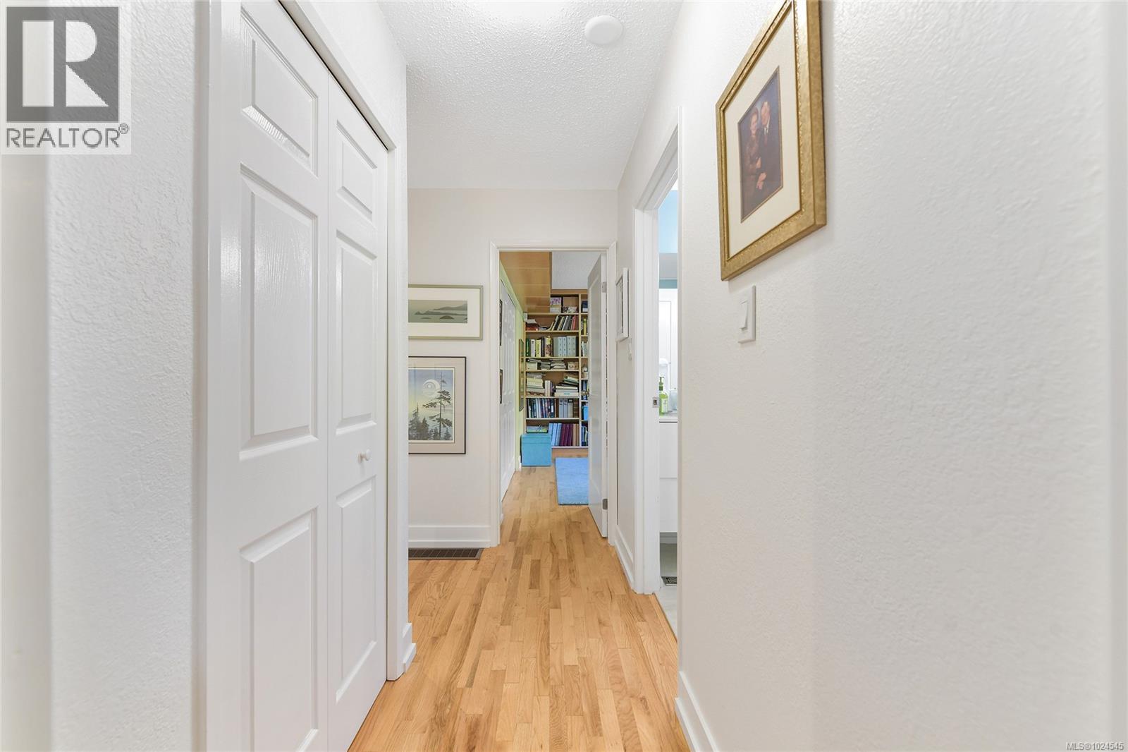 754 Walfred Rd, Langford