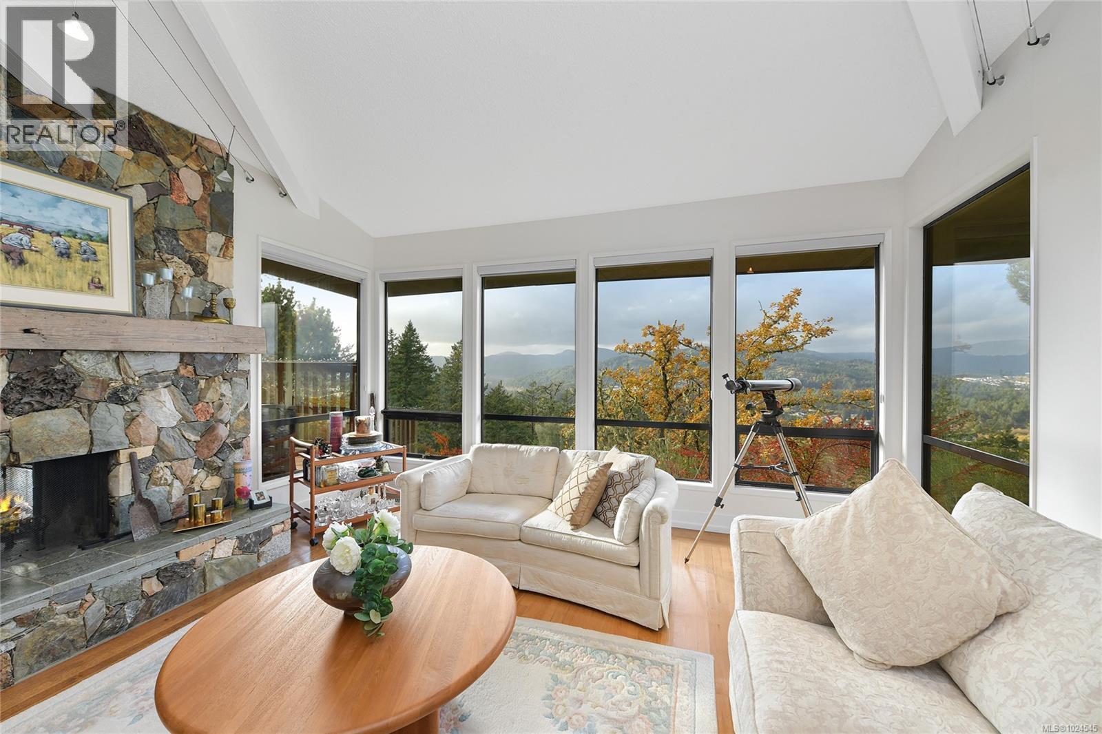 754 Walfred Rd, Langford